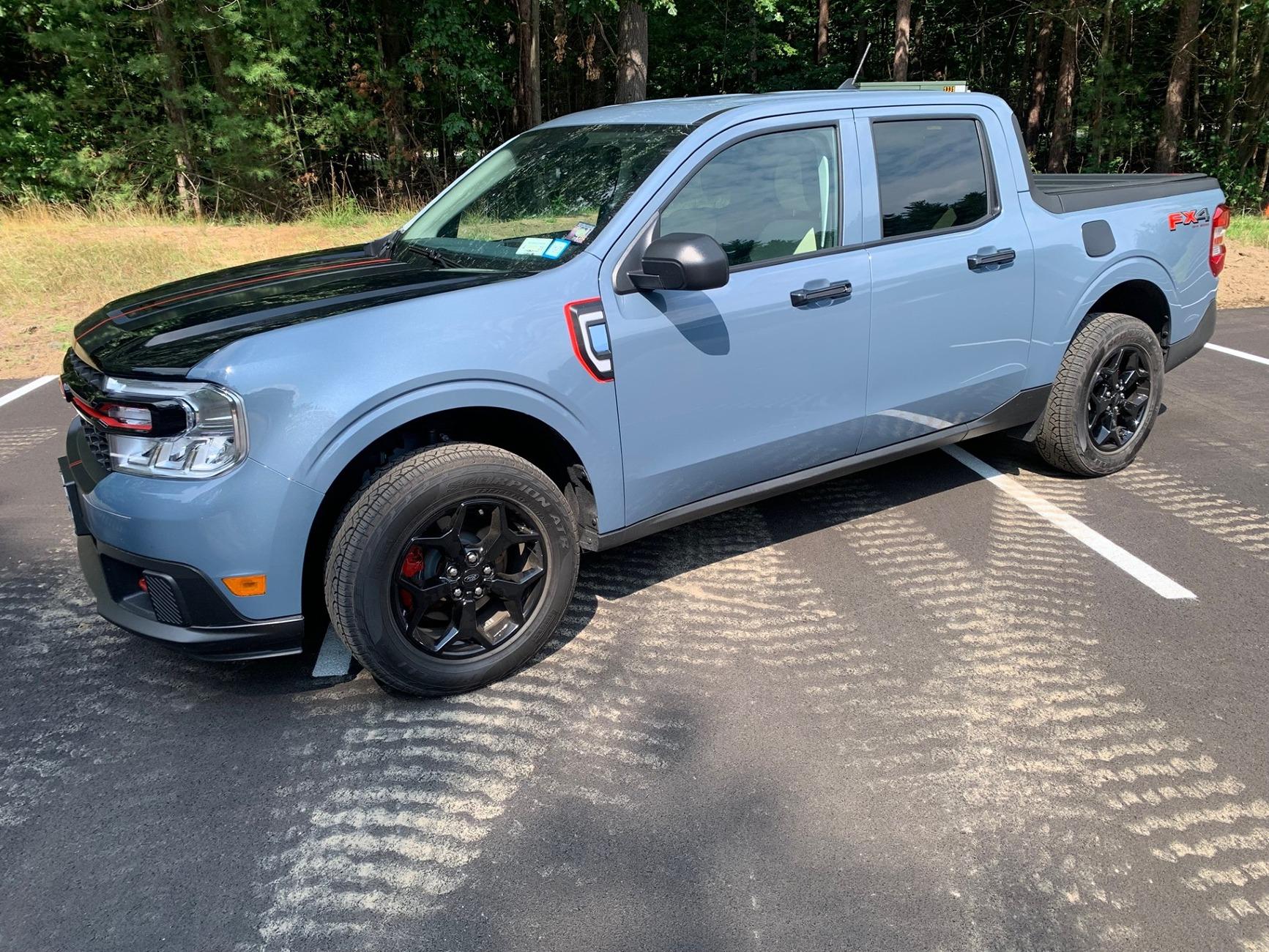 Ford Maverick 2024 XLT FX4 Azure Gray Build thumbnail_IMG_5330