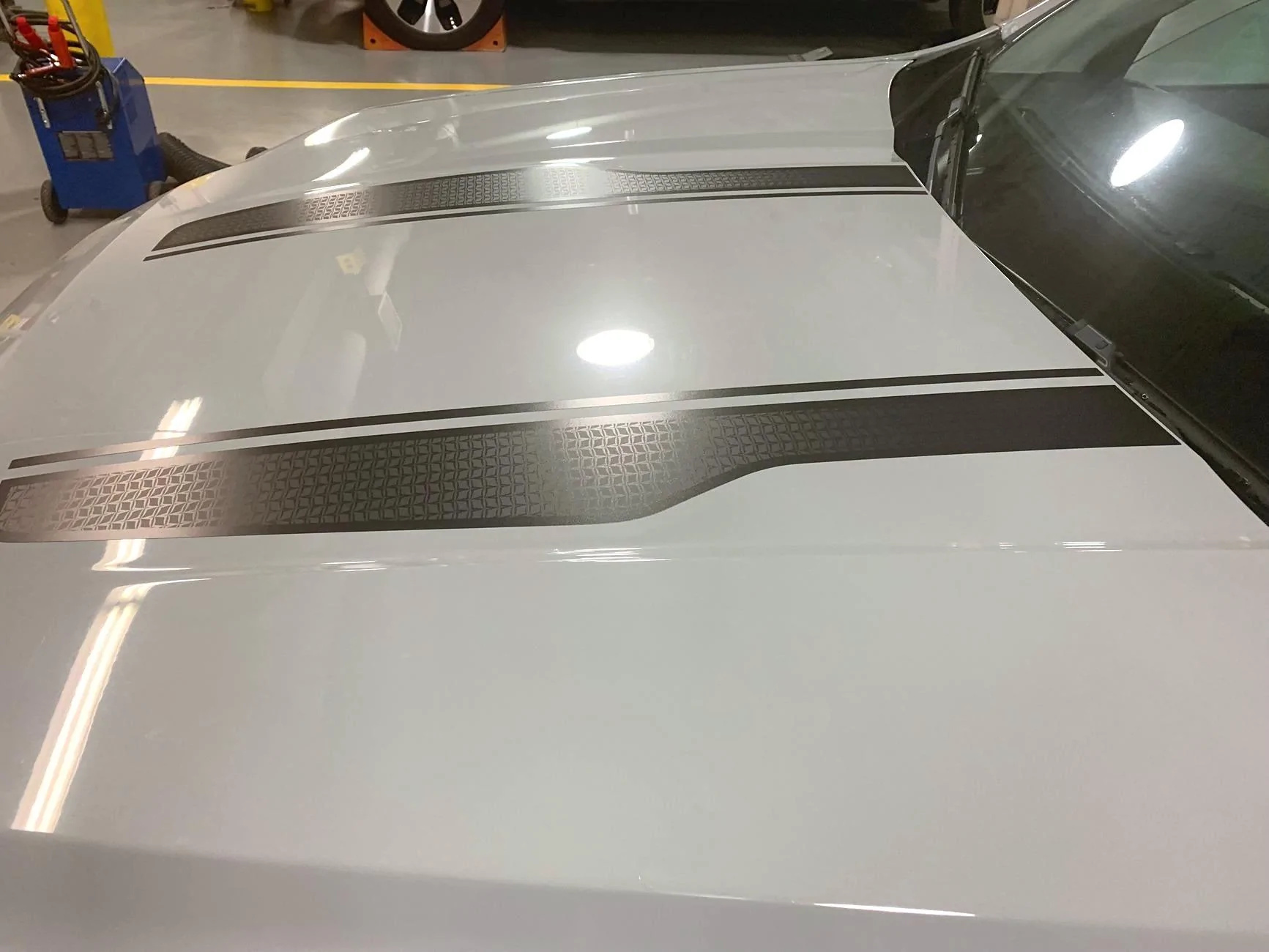 Ford Maverick 2025 Black Appearance Package BAP Hood Decals - Photos Black Pack hood decal