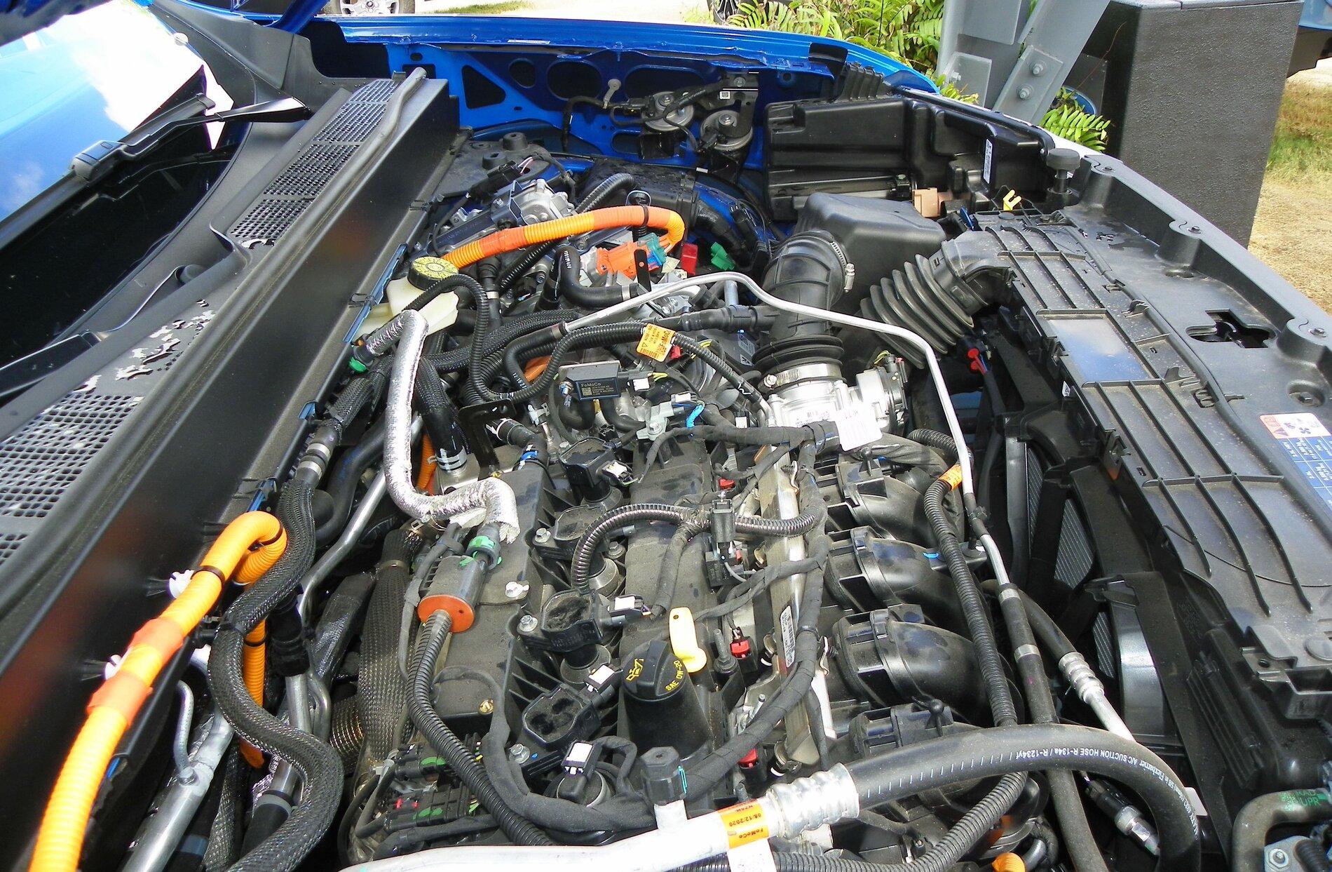 Ford Maverick TX State Fair Auto Show Hybrid Engine #2.JPG
