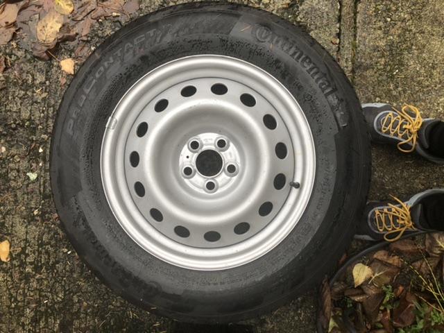Ford Maverick XL Steelies and Tires EA16B662-318B-4FEF-AFFD-06504307E875