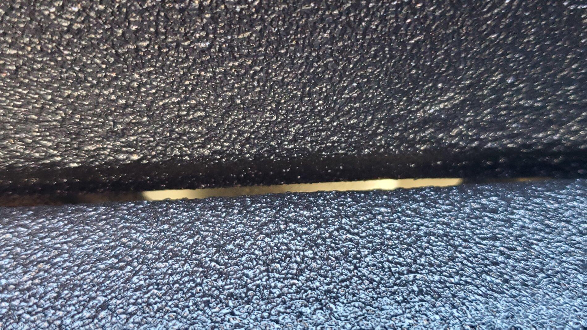 Ford Maverick Bed floor separation / gap from side of bed - normal or issue? 20211115_134522