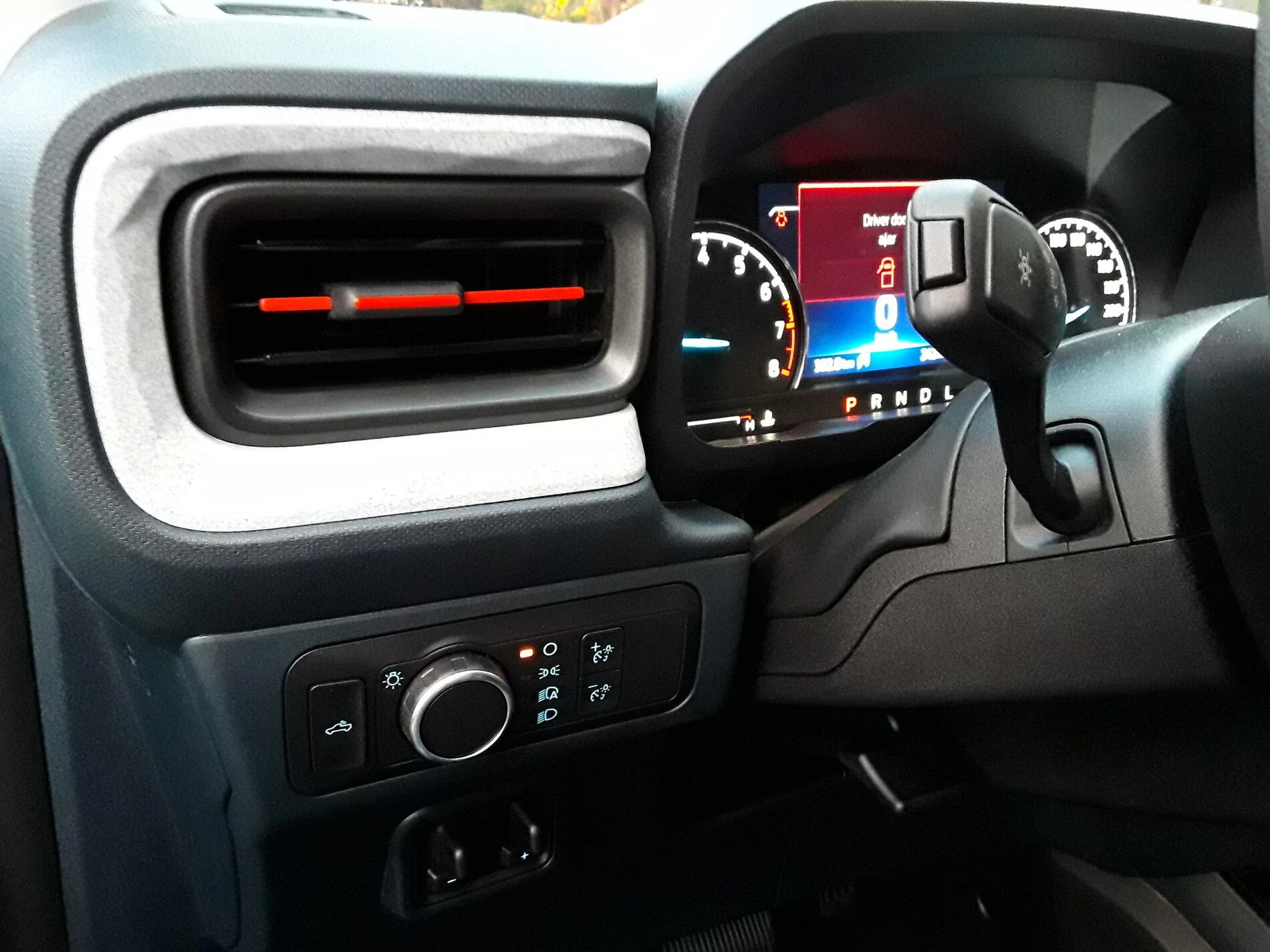 Ford Maverick Possible to turn headlights off (including DRL) completely when driving? 20211115_163053