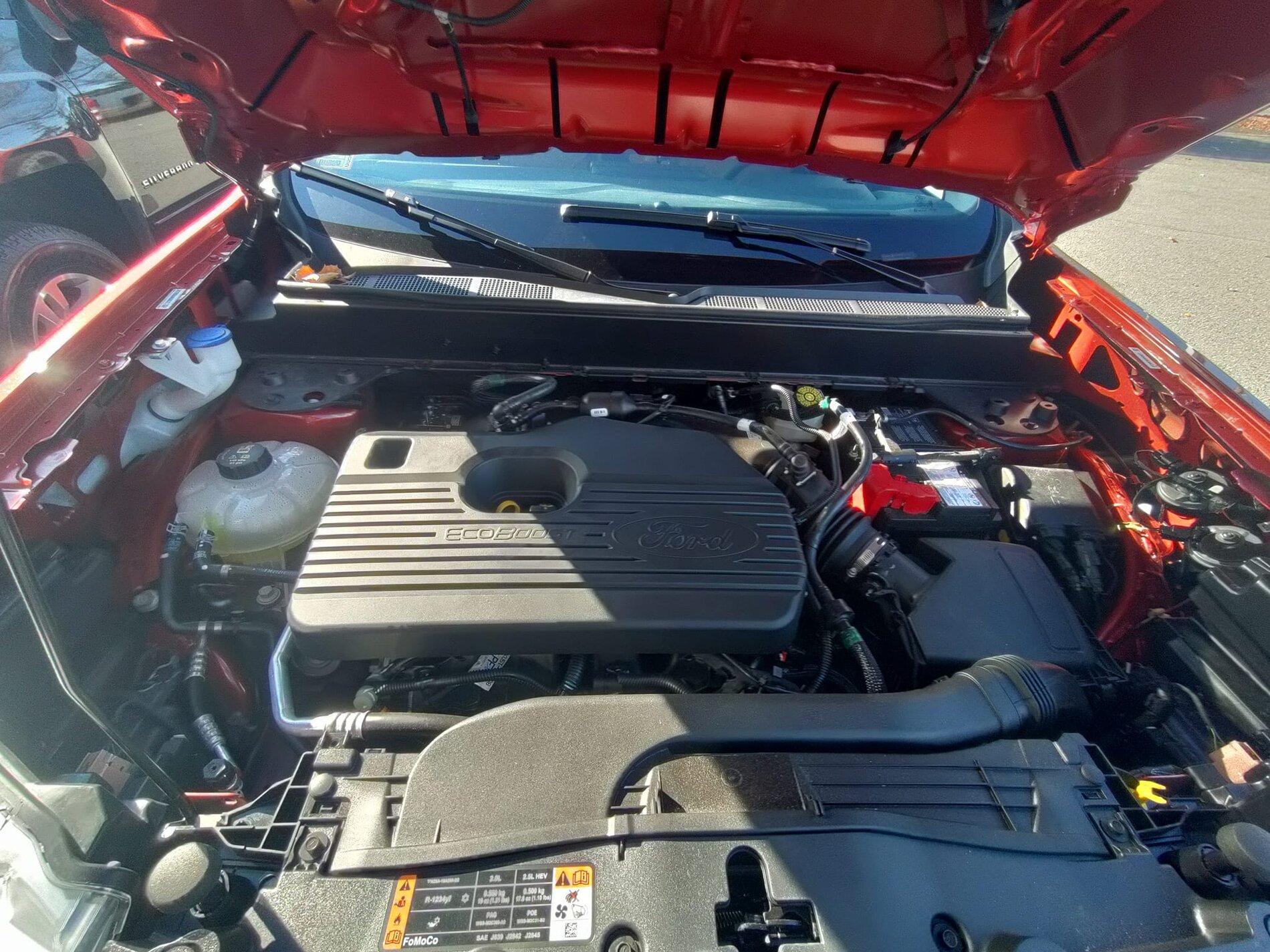 Ford Maverick Engine Cover installed in 2.0L Ecoboost Maverick engine bay (From Escape) 256642413_4882862928400002_5346811845149216464_n