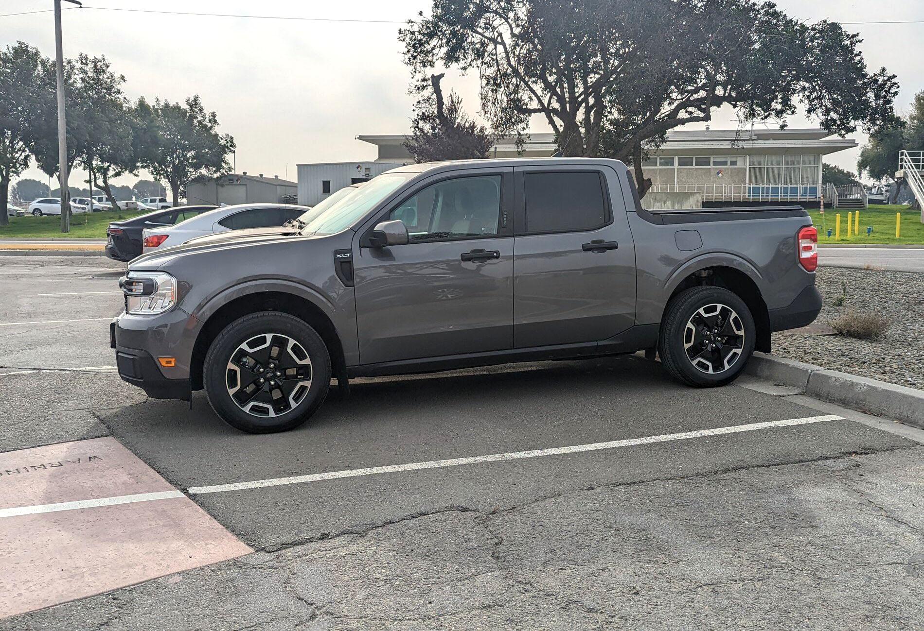 Ford Maverick 18" wheels from Bronco Sport Outer Banks installed on Carbonized Gray Maverick PXL_20211115_185231897