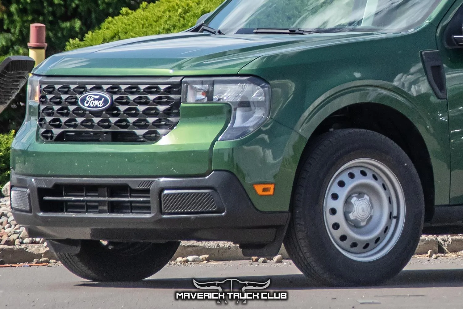 Ford Maverick ERUPTION GREEN Maverick Photos Thread eruption-green-2025-maverick-xl-spied-4-jpg