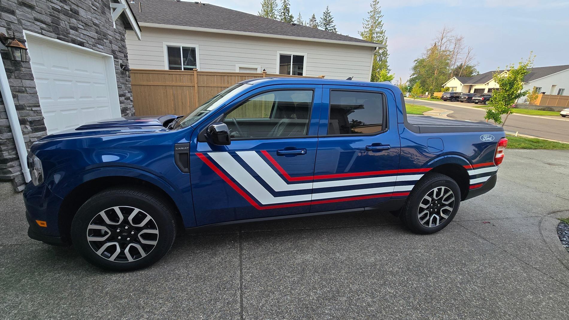 Ford Maverick PNW Atlas Blue Hybrid Build 1000012923