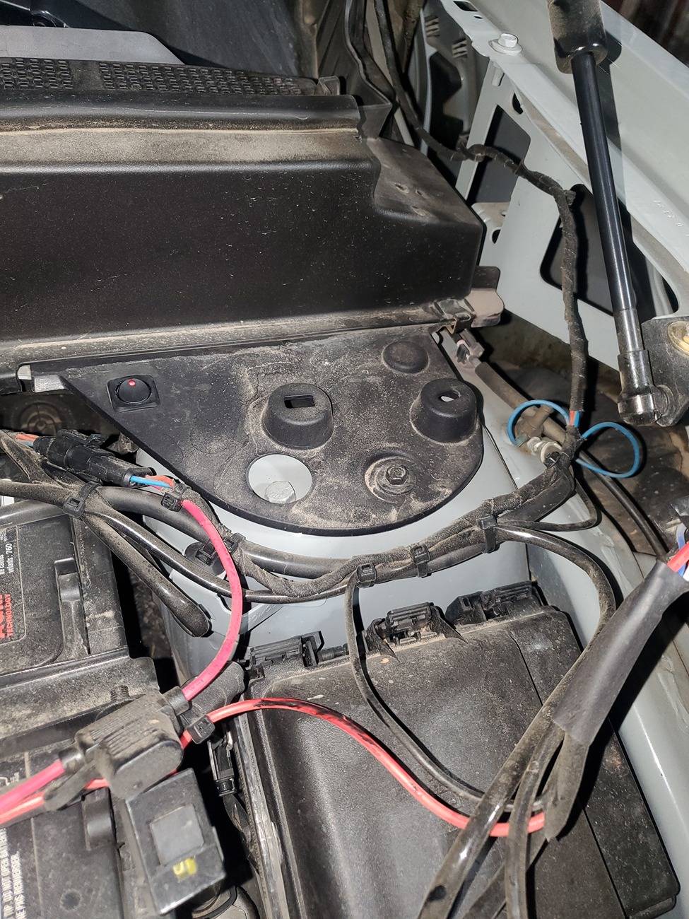 Ford Maverick My DIY engine bay / underhood lighting 20240812_001705