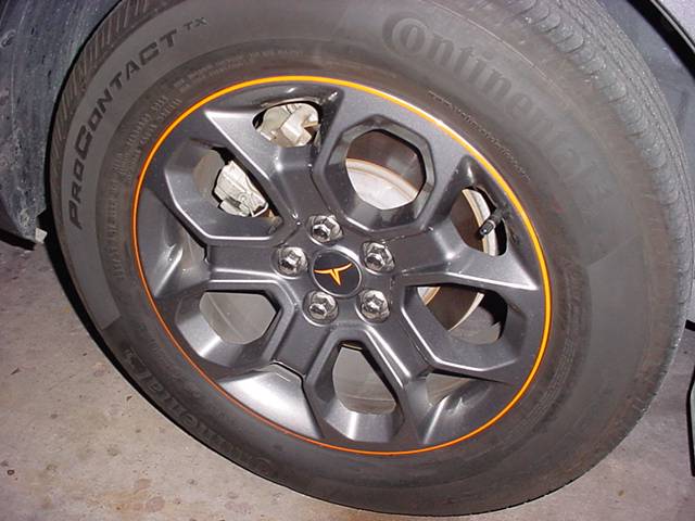 Ford Maverick Can't decide between wheels? DSC06846.JPG