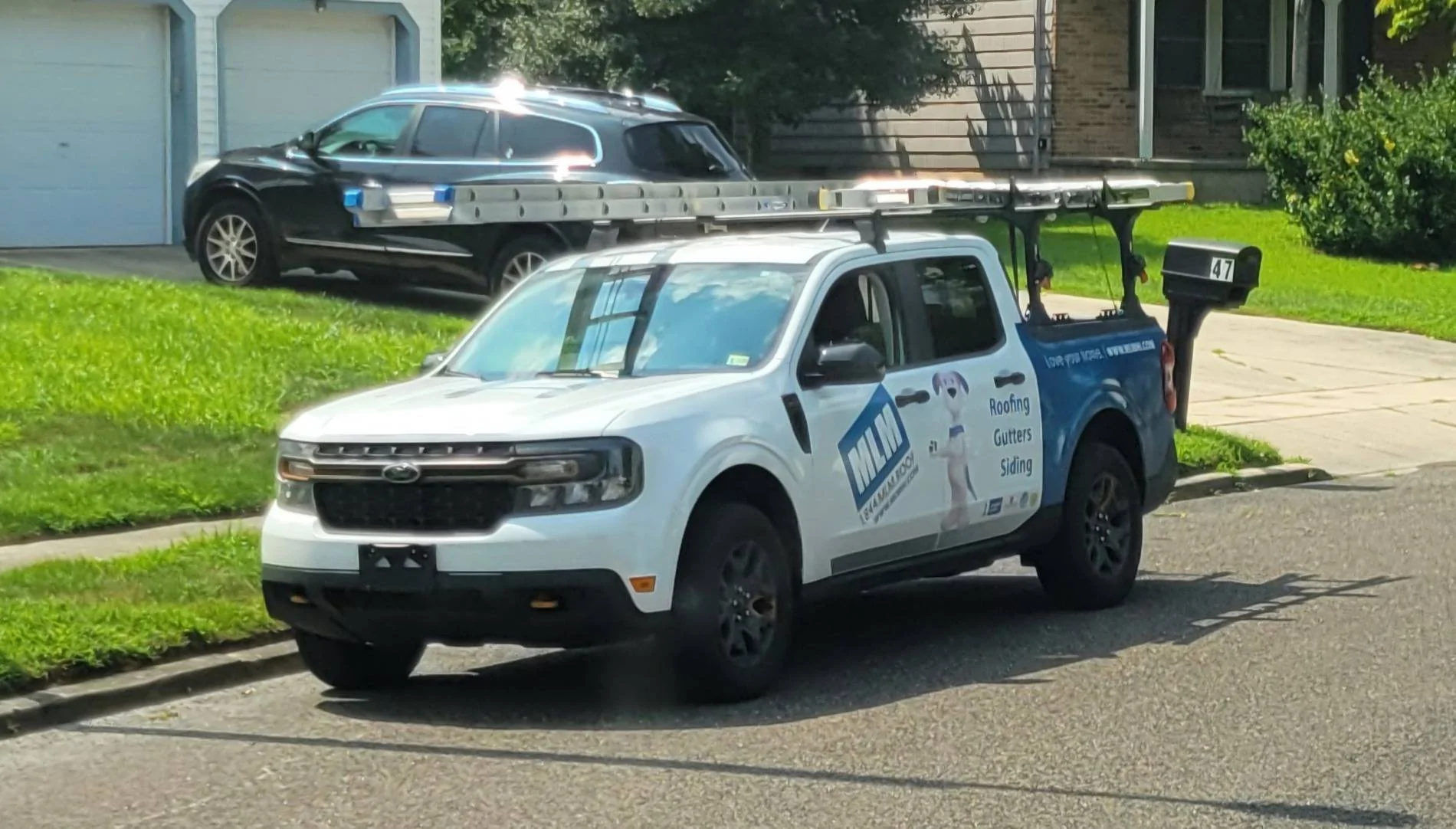 Ford Maverick Maverick work trucks in the wild 1000032835