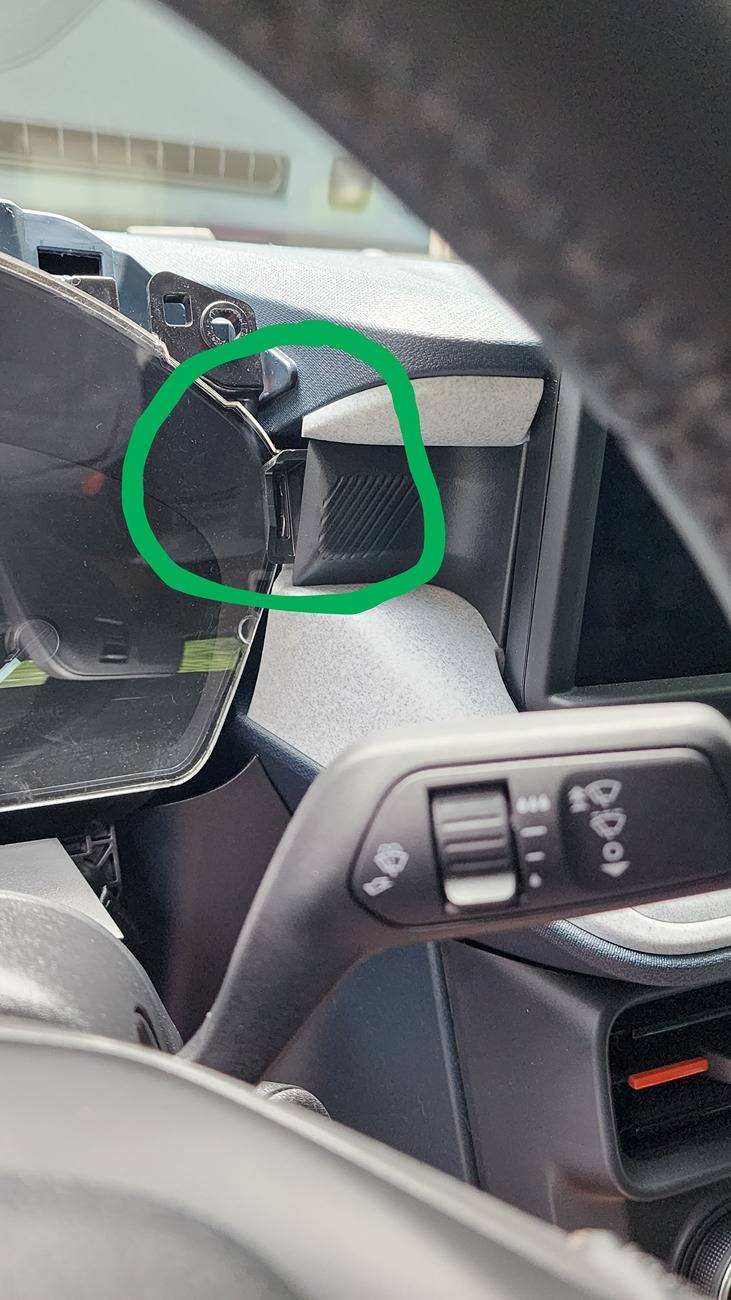 Ford Maverick The Real DIY How-To Replace Xl/XLT Cluster with a Lariat Cluster, and 1 question... 20240817_123934-EDIT
