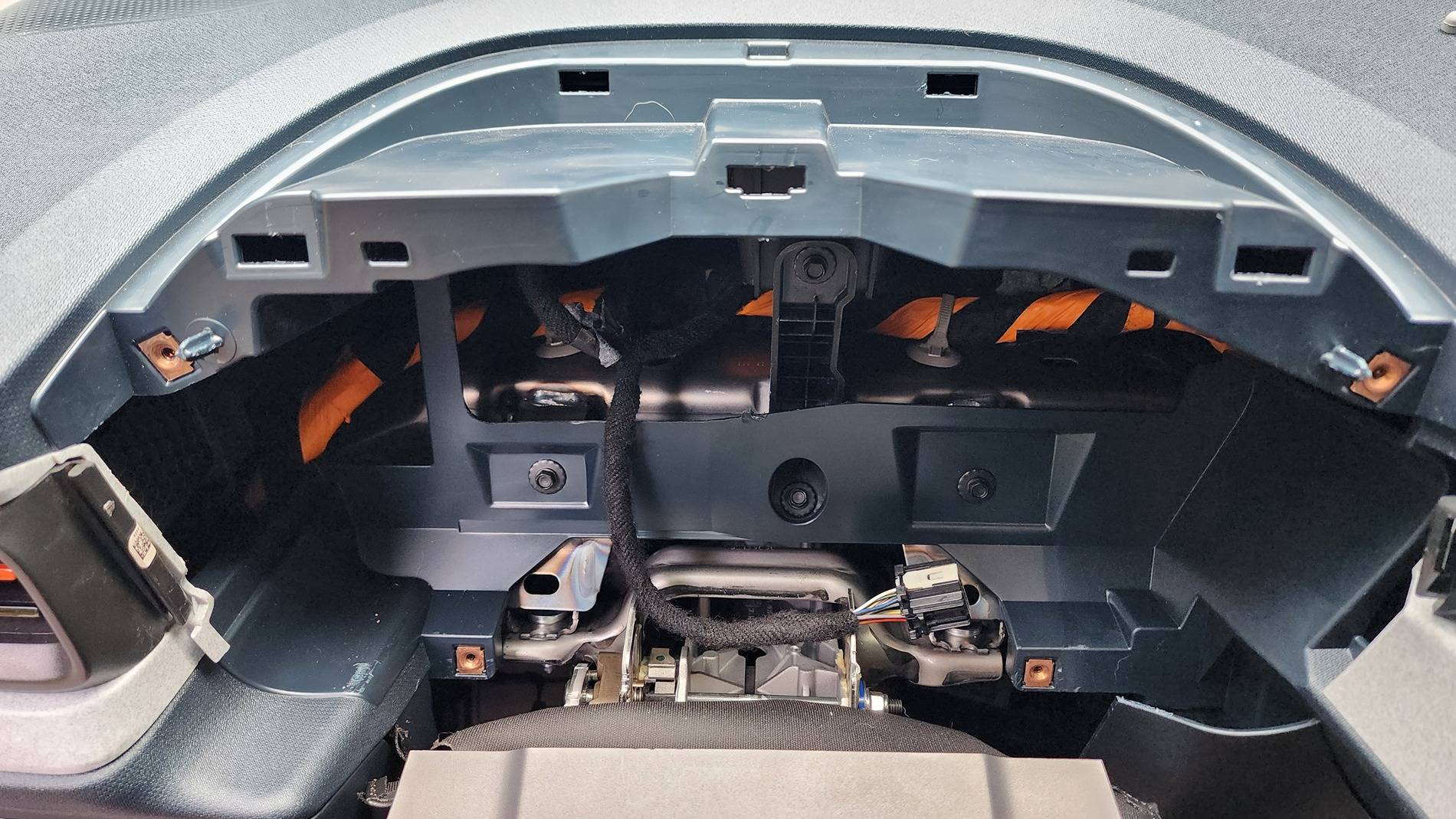 Ford Maverick The Real DIY How-To Replace Xl/XLT Cluster with a Lariat Cluster, and 1 question... 20240817_124907