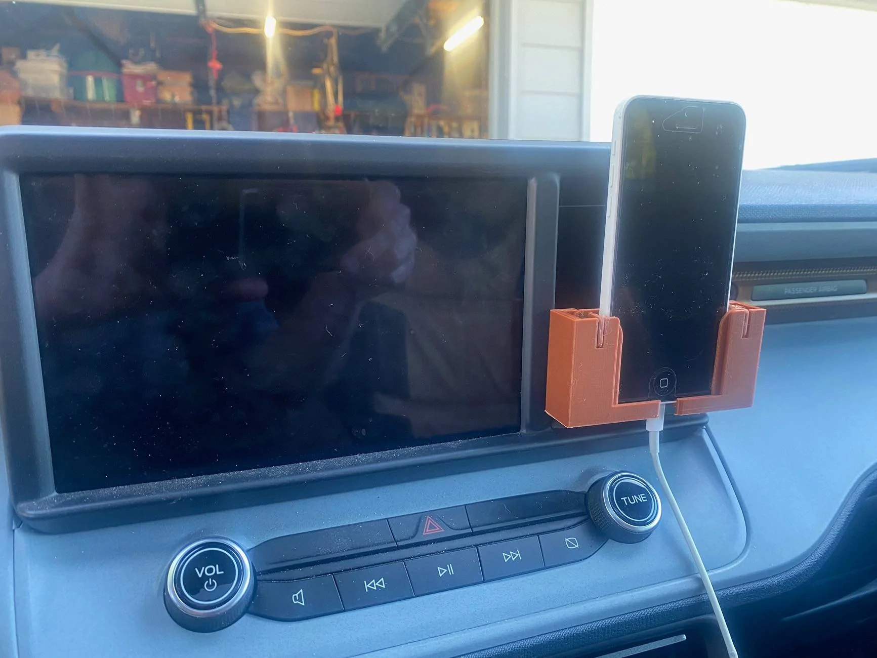 Ford Maverick Cell Phone Holder recommendations? IMG_1386