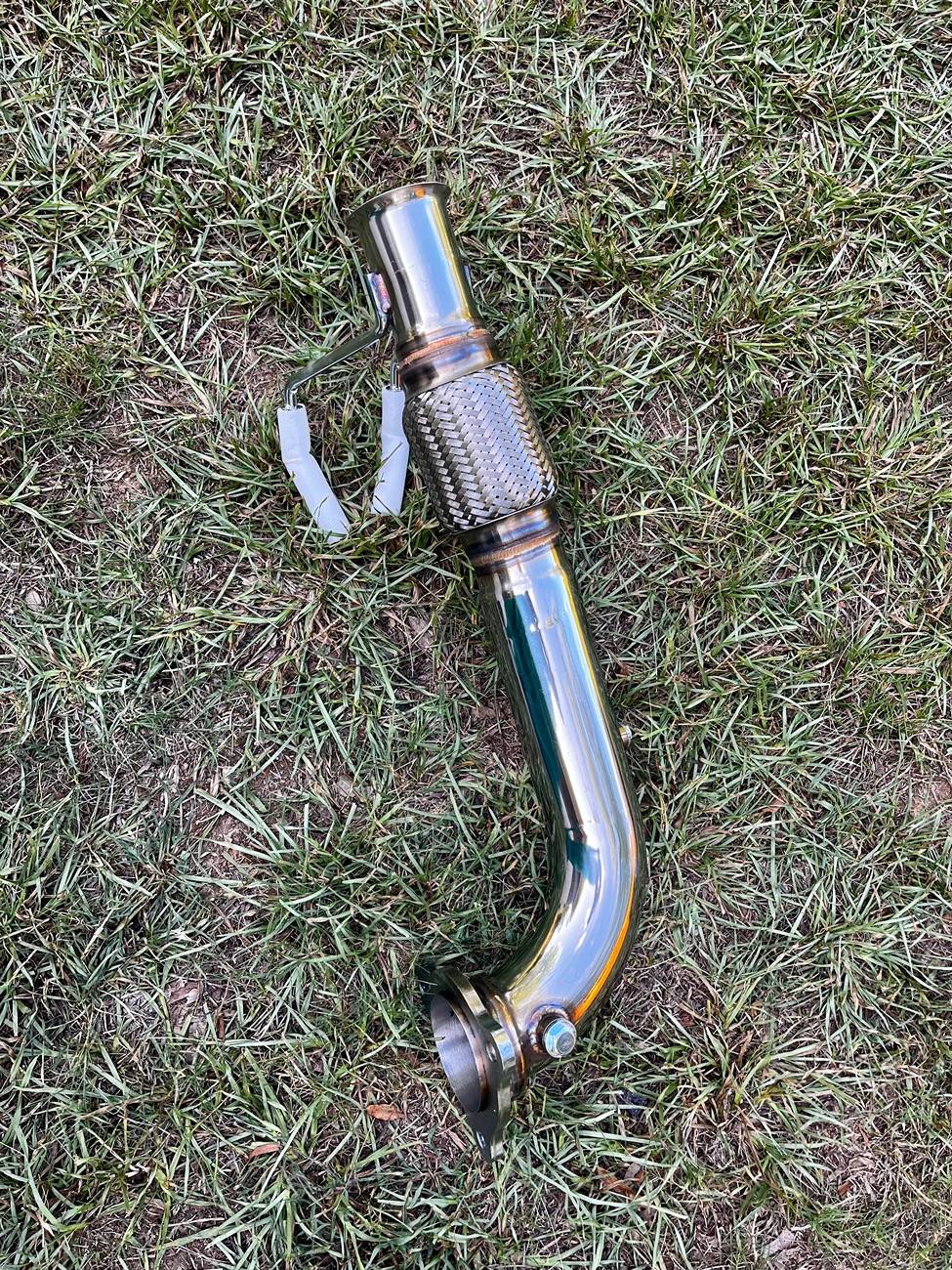 Ford Maverick Circuit Werks Downpipe IMG_0087