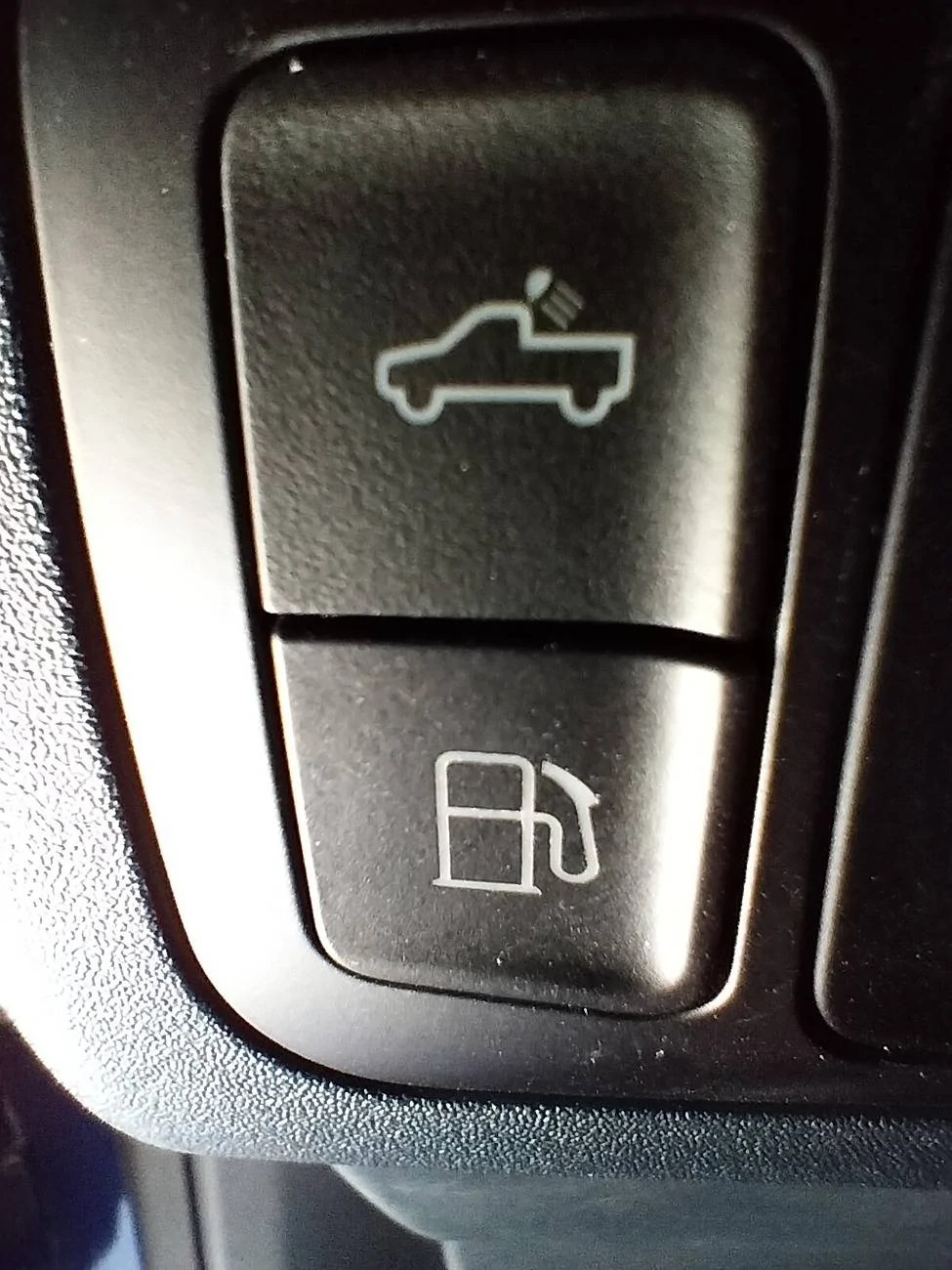 Ford Maverick Unknown button IMG20240821112811