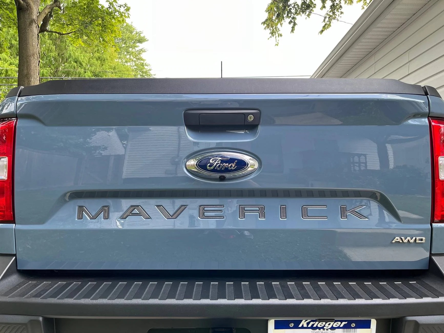 Ford Maverick What color tailgate lettering for Azure Gray Metallic Maverick? IMG_6163
