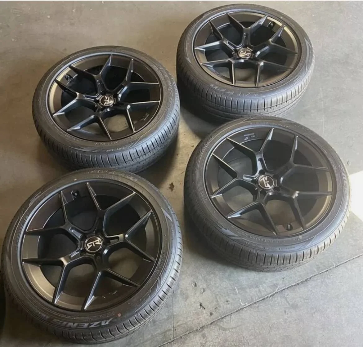 Ford Maverick Black XLT Hybrid Build IMG_5963