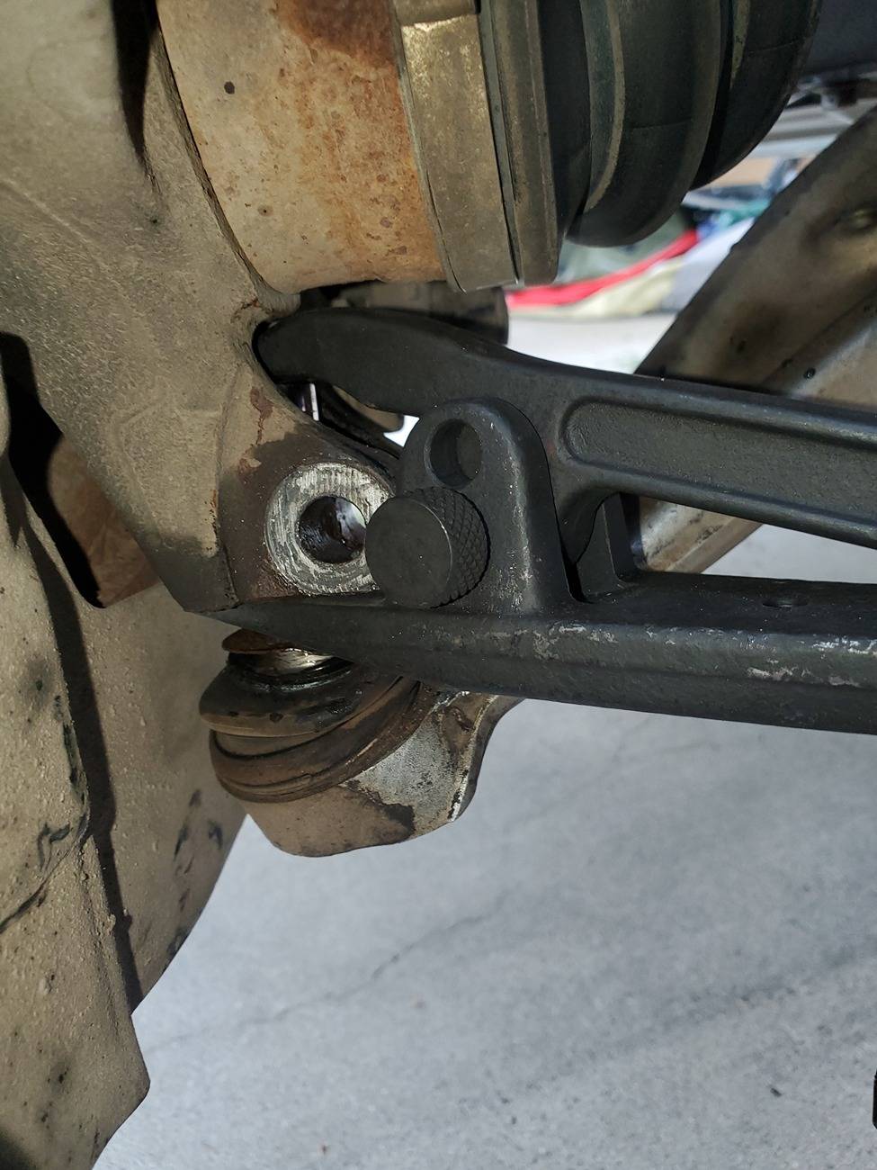 Ford Maverick My thoughts on CV axles - possible design flaw? (self replacement, tear down, tips on DIY-ing) 20240810_135127