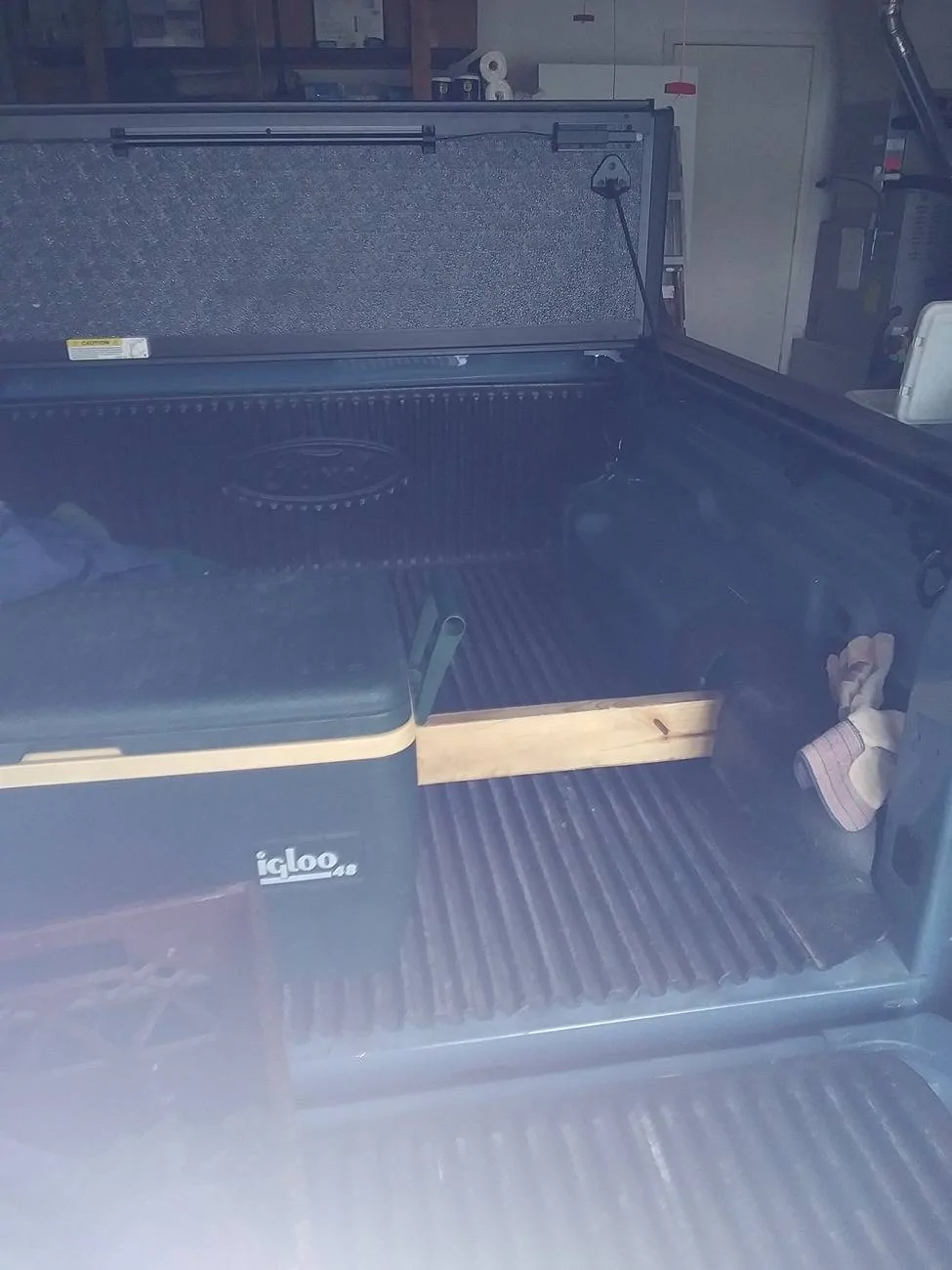 Ford Maverick Who does not have a bed liner? 20230414_155921