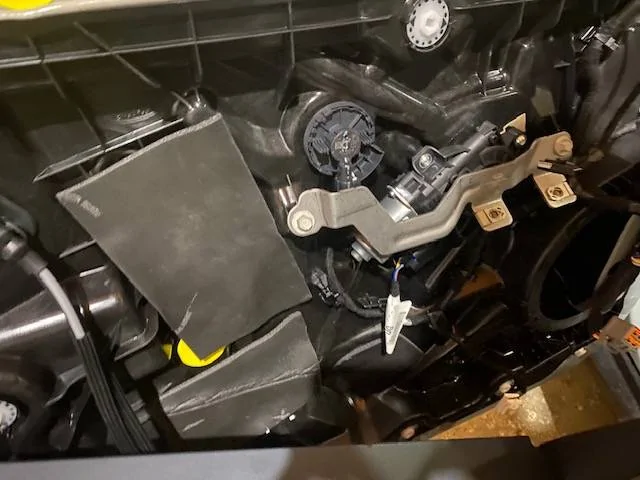 Ford Maverick Speakers replacement worth it? IMG_6312
