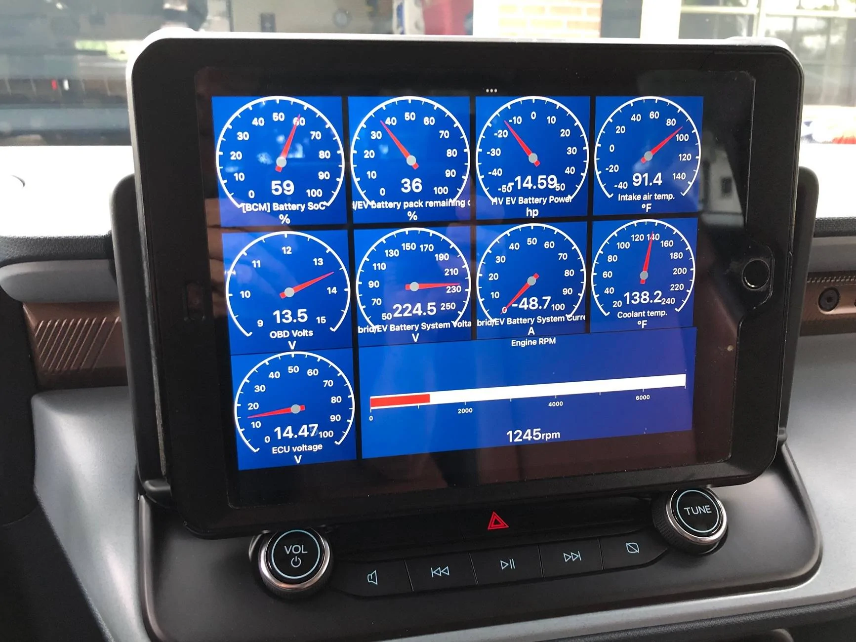 Ford Maverick Engine monitor digital guages IMG_1812