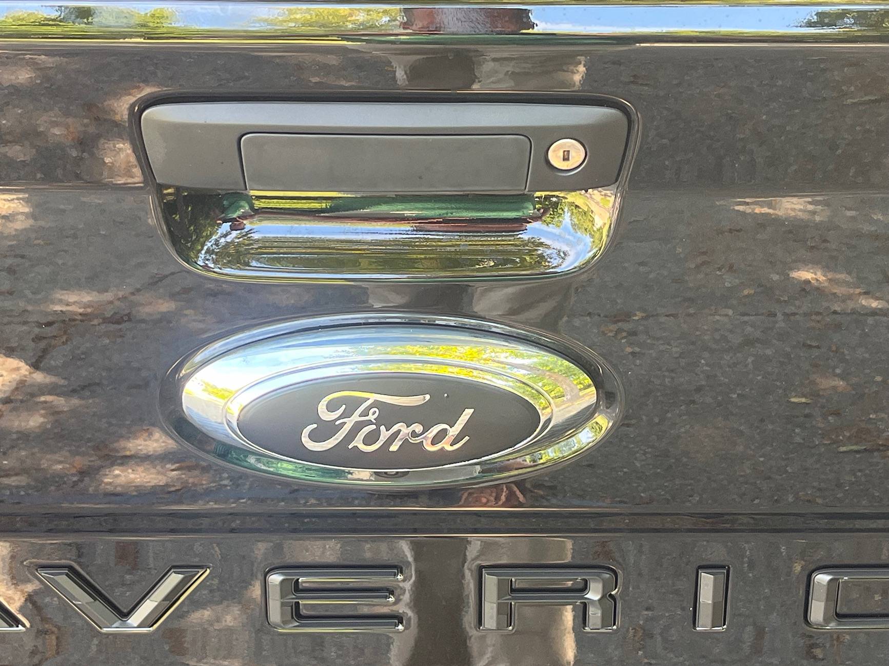 Ford Maverick Black XLT Hybrid Build IMG_6060