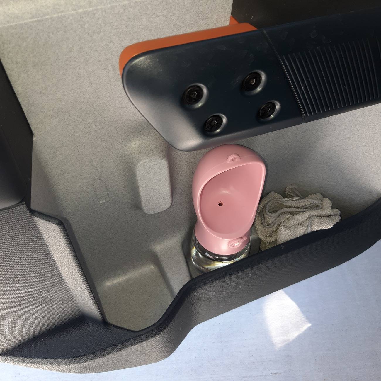 Ford Maverick Hidden small compartment 2024 Lariat doors. 20240827_115236