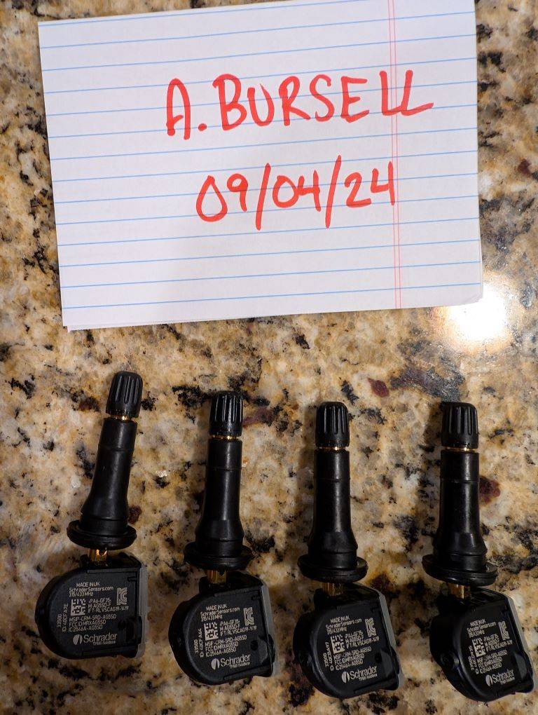 Ford Maverick TPMS Sensor Sets PXL_20240905_050351773