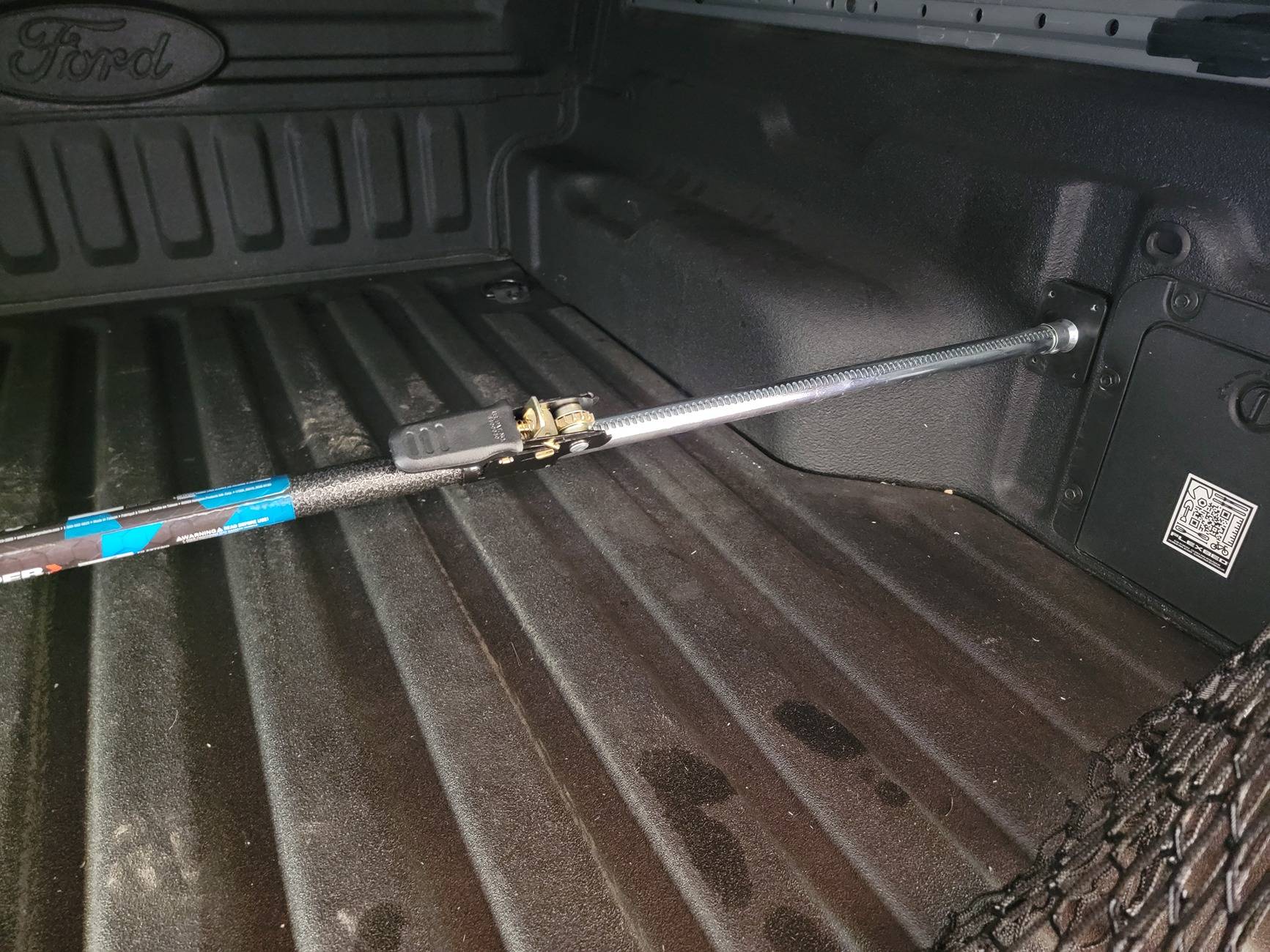 Ford Maverick Check This Out: Tension Shower Curtain Rod mod for bed area 20230730_152040
