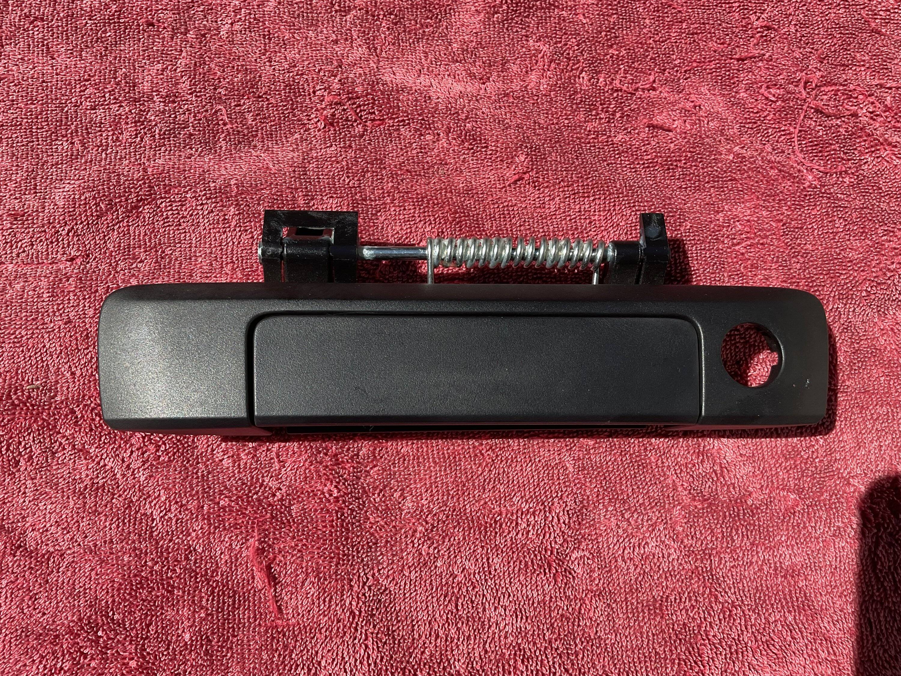 Ford Maverick Maverick Tailgate Handle IMG_1068