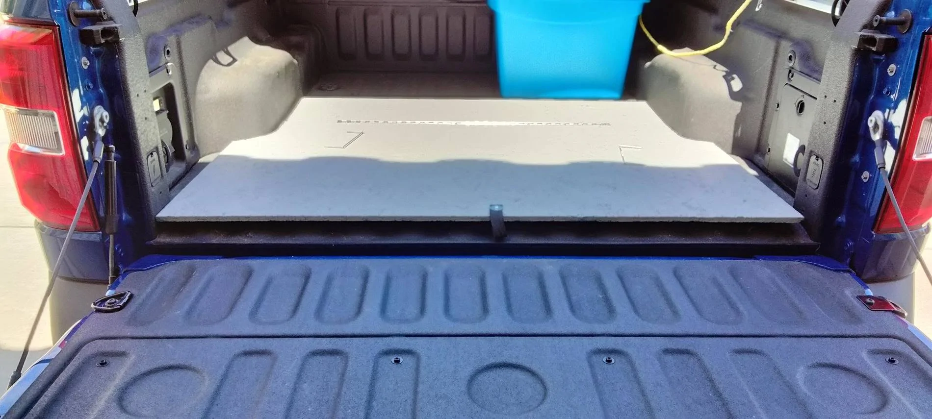 Ford Maverick Check This Out: Tension Shower Curtain Rod mod for bed area IMG20240720123552