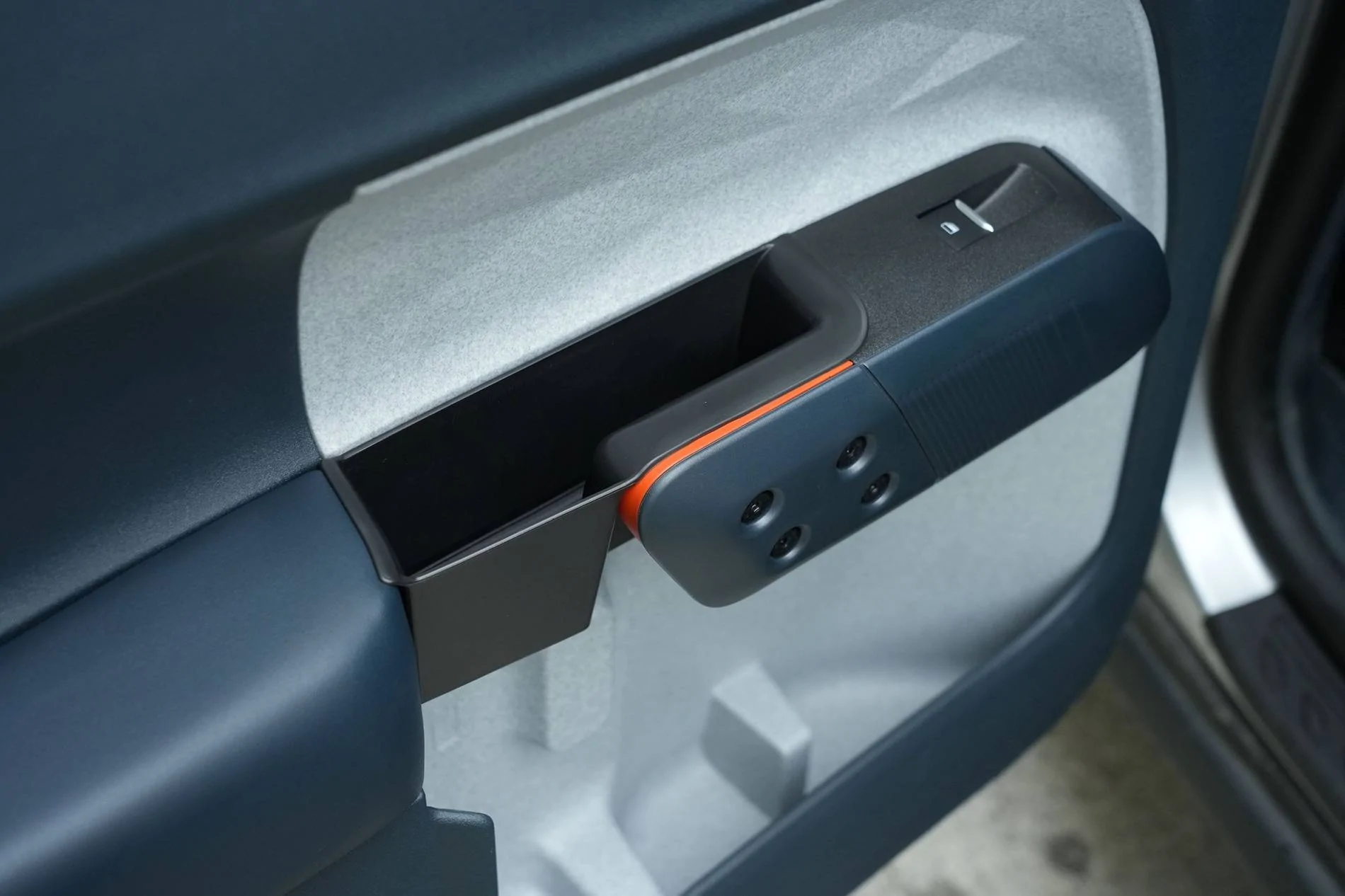 Ford Maverick MABETT Door Handle Storage Tray Available Now! DSC03641