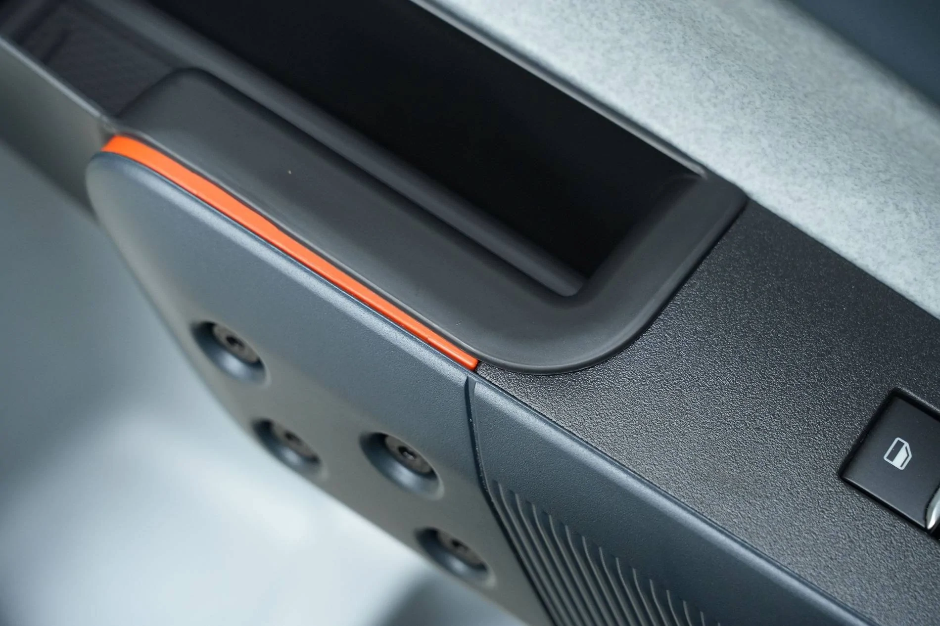 Ford Maverick MABETT Door Handle Storage Tray Available Now! DSC03650