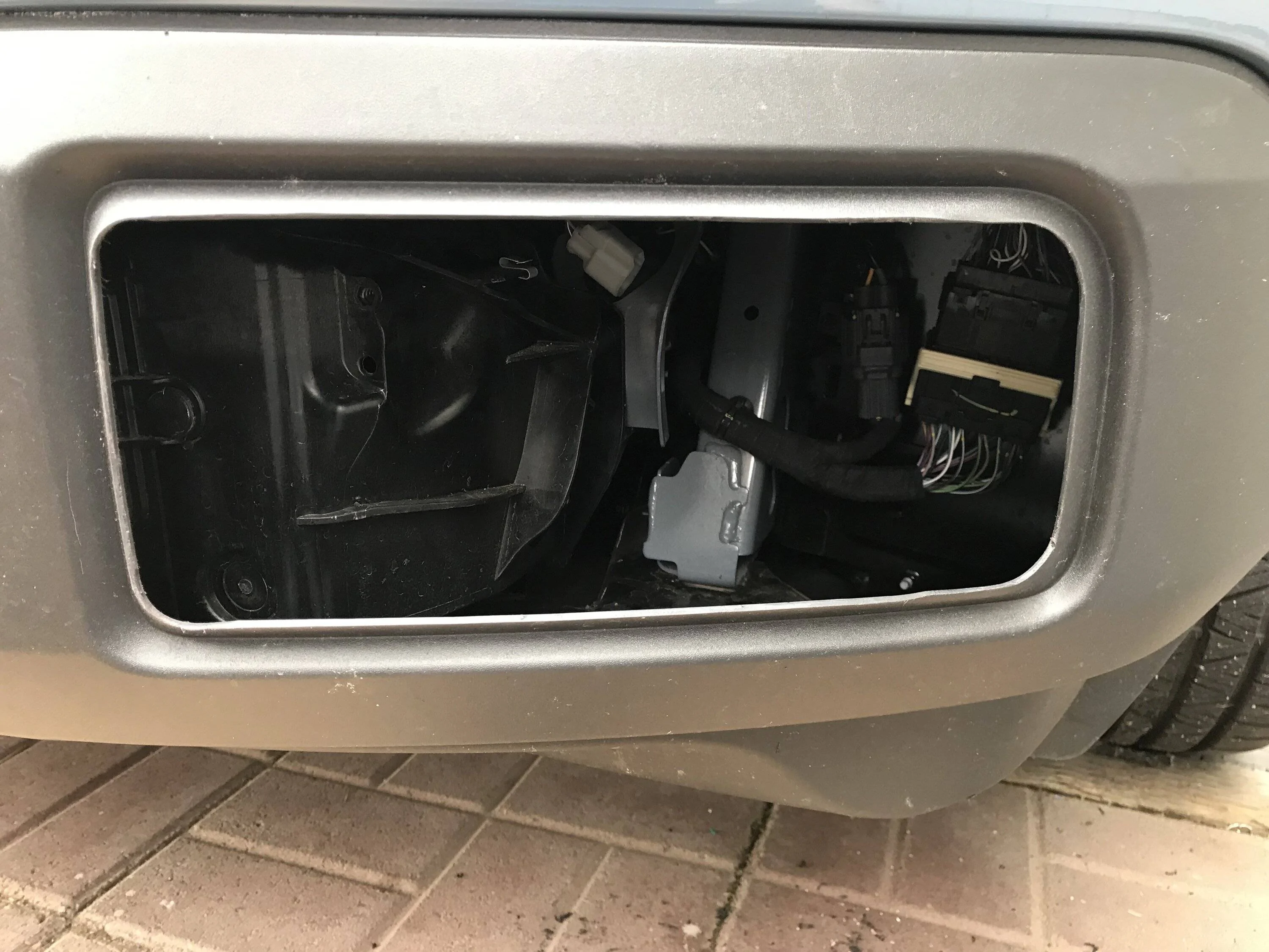 Ford Maverick DIY Diode Dynamics Fog Lights Install (Pic Heavy) IMG_3721