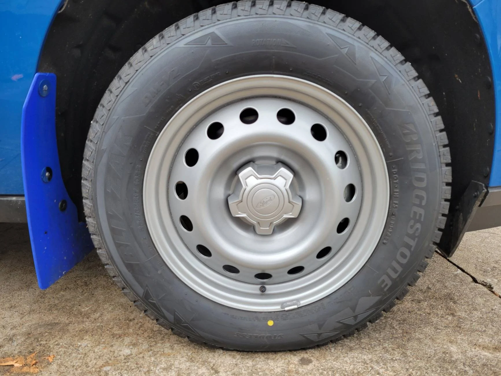 Ford Maverick Bridgestone Blizzak DM-V2 Vs. Nokian Hakkapeliitta R5 tir
