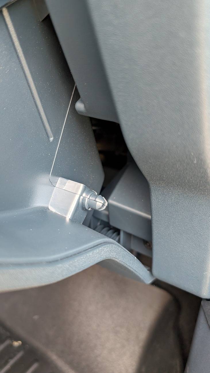Ford Maverick How-to DIY: change the cabin air filter PXL_20240916_231257033.MP
