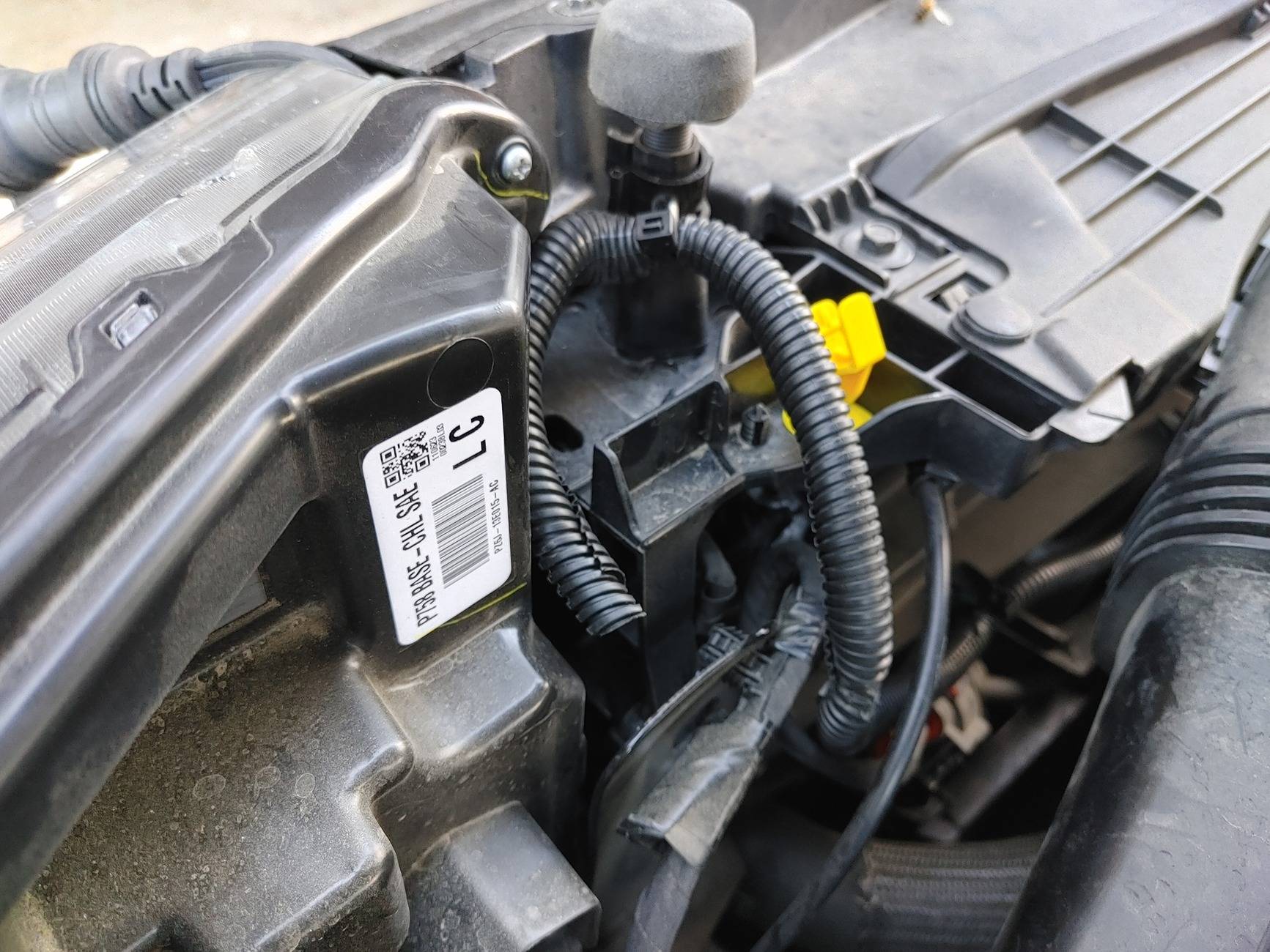 Ford Maverick Winter plug in cable routing 20240918_164158_HDR