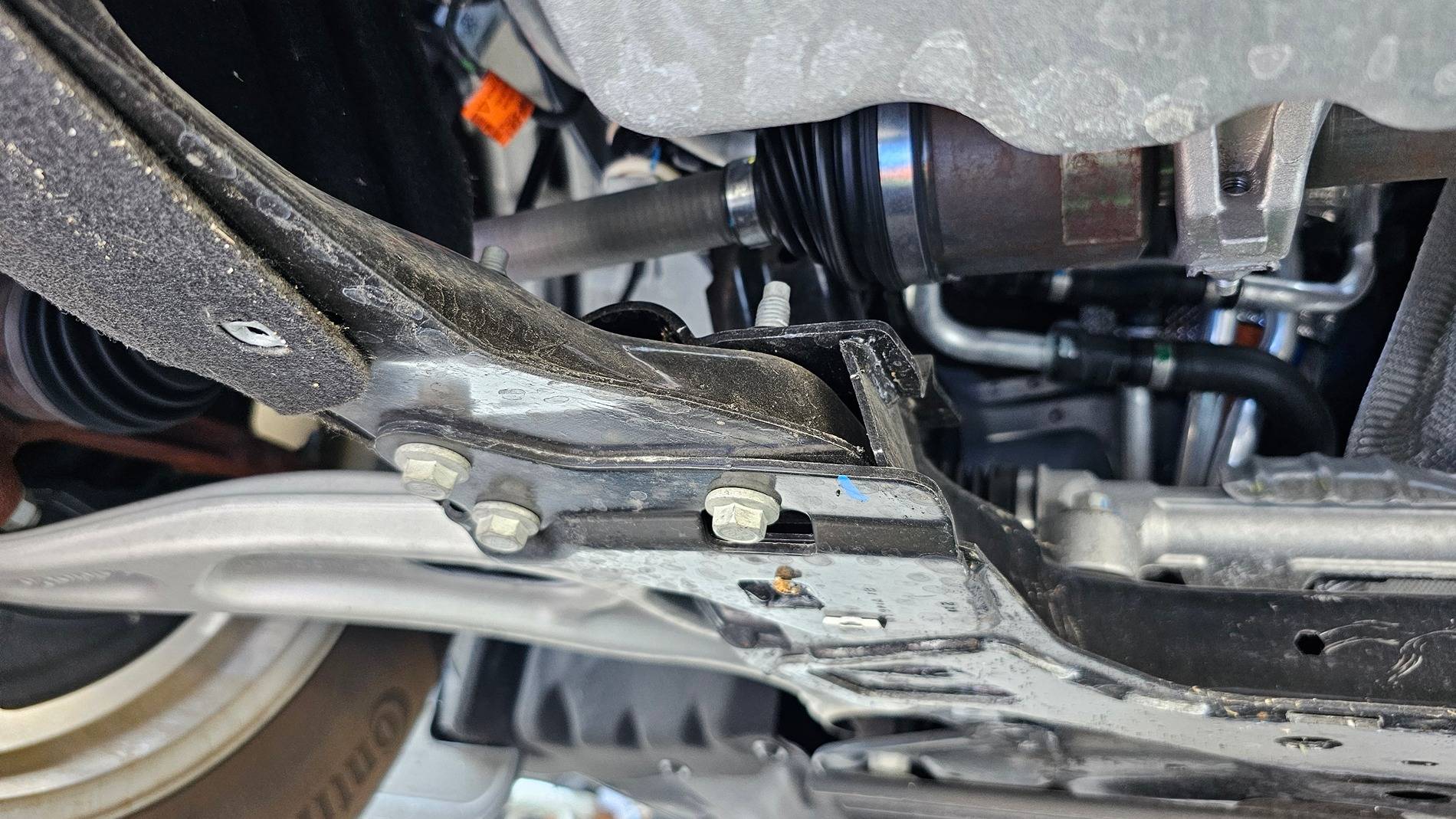Ford Maverick My thoughts on CV axles - possible design flaw? (self replacement, tear down, tips on DIY-ing) 20240918_144122