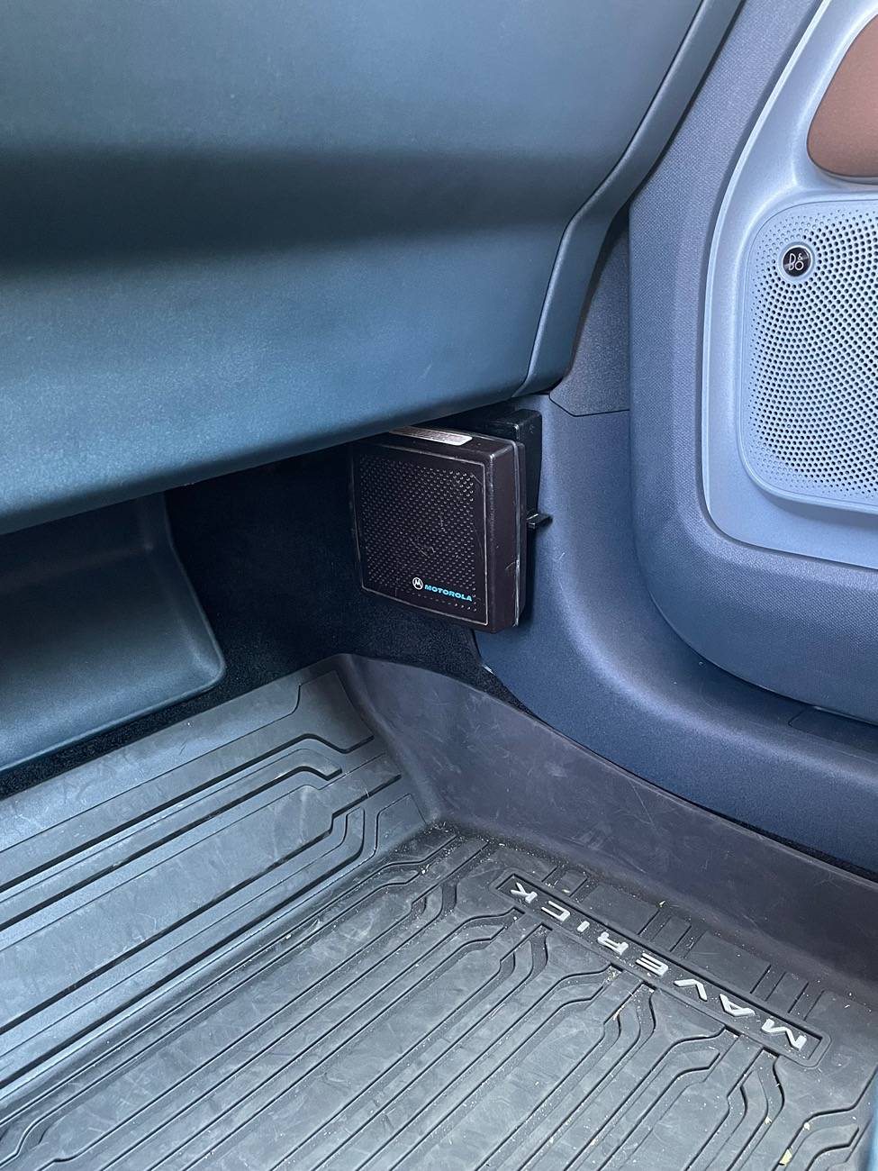 Ford Maverick Covert GMRS / Ham Radio Install 2024 Lariat AWD IMG_3951
