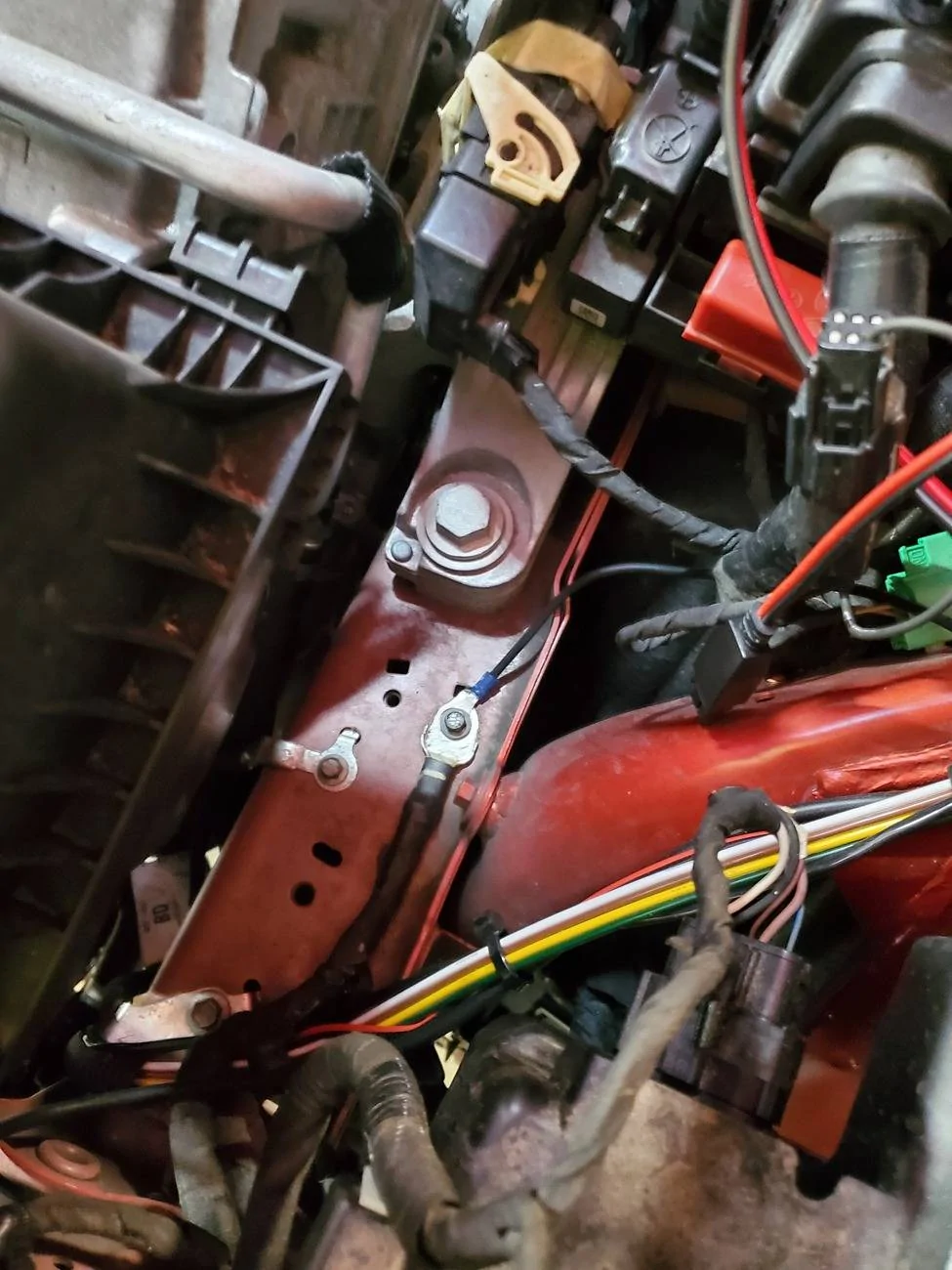 Ford Maverick Thread a wires behind grill 20240804_113839