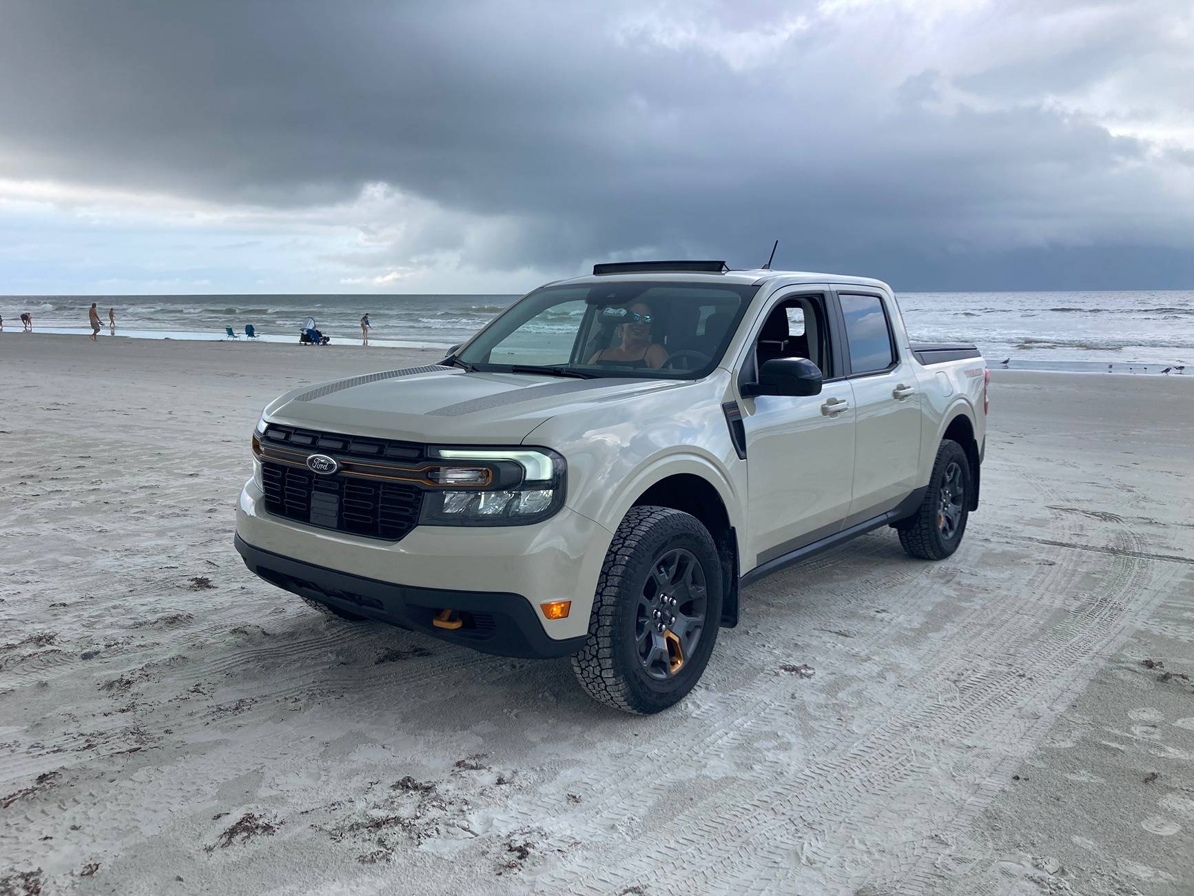 Ford Maverick Beach fun with my 2024 Tremor - New Smyrna Beach Florida 2024-09-29 16.32.34