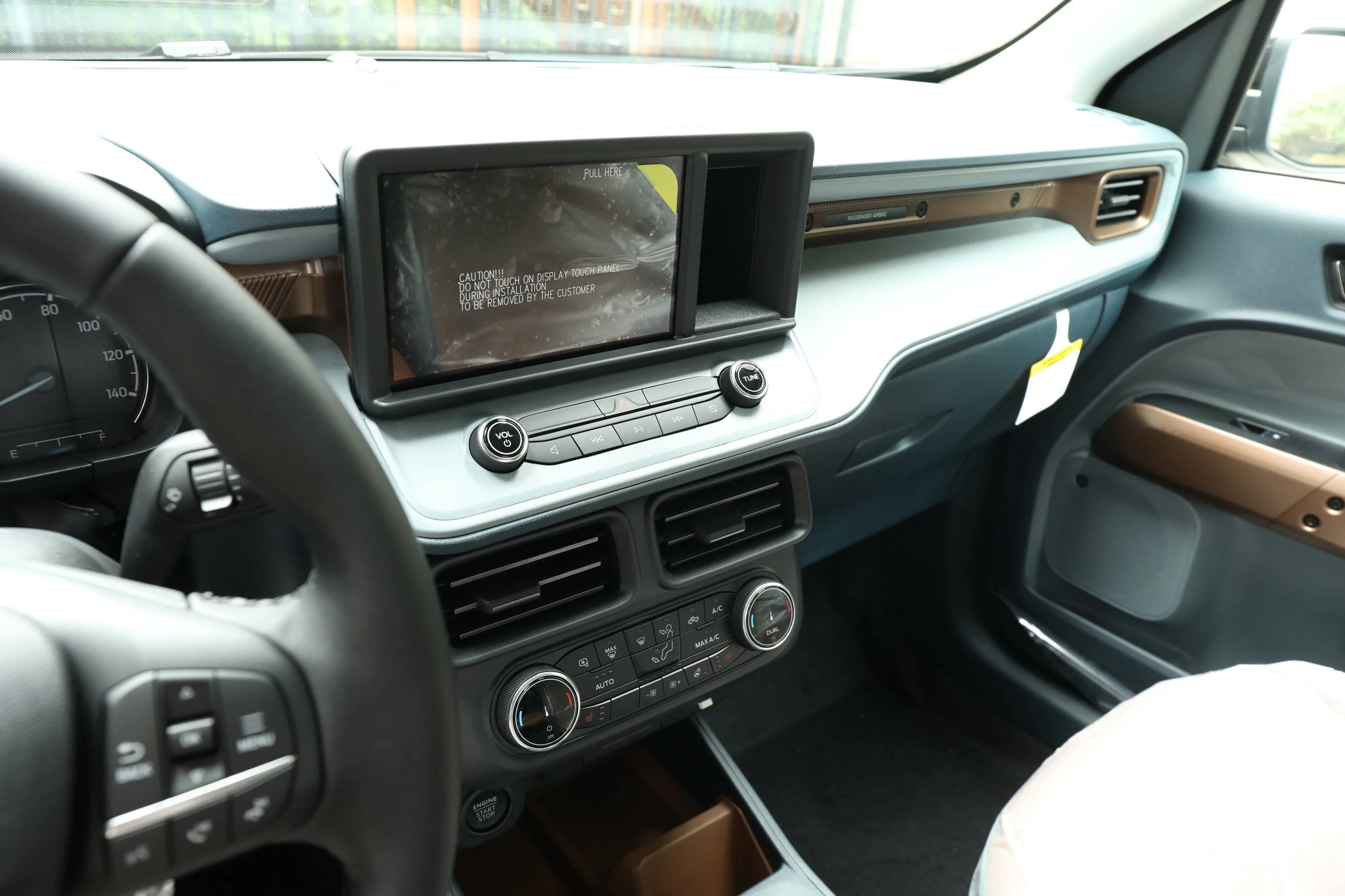 Ford Maverick Photos: 2024 Maverick Lariat FX4 with "No Prep" 9G3A1820