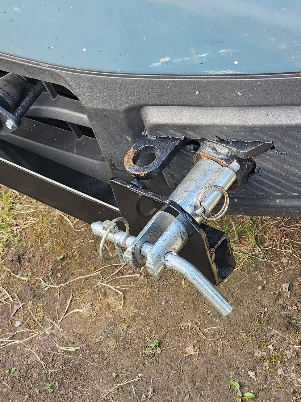 Ford Maverick Blue Ox Base Plate Failure! Public Service Announcement 20240930_134811