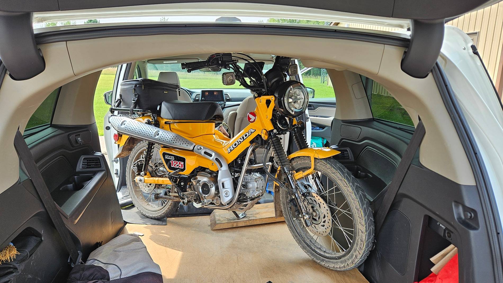 Ford Maverick Lets see those motorcycles/scooters in the bed pictures! 20240820_115259