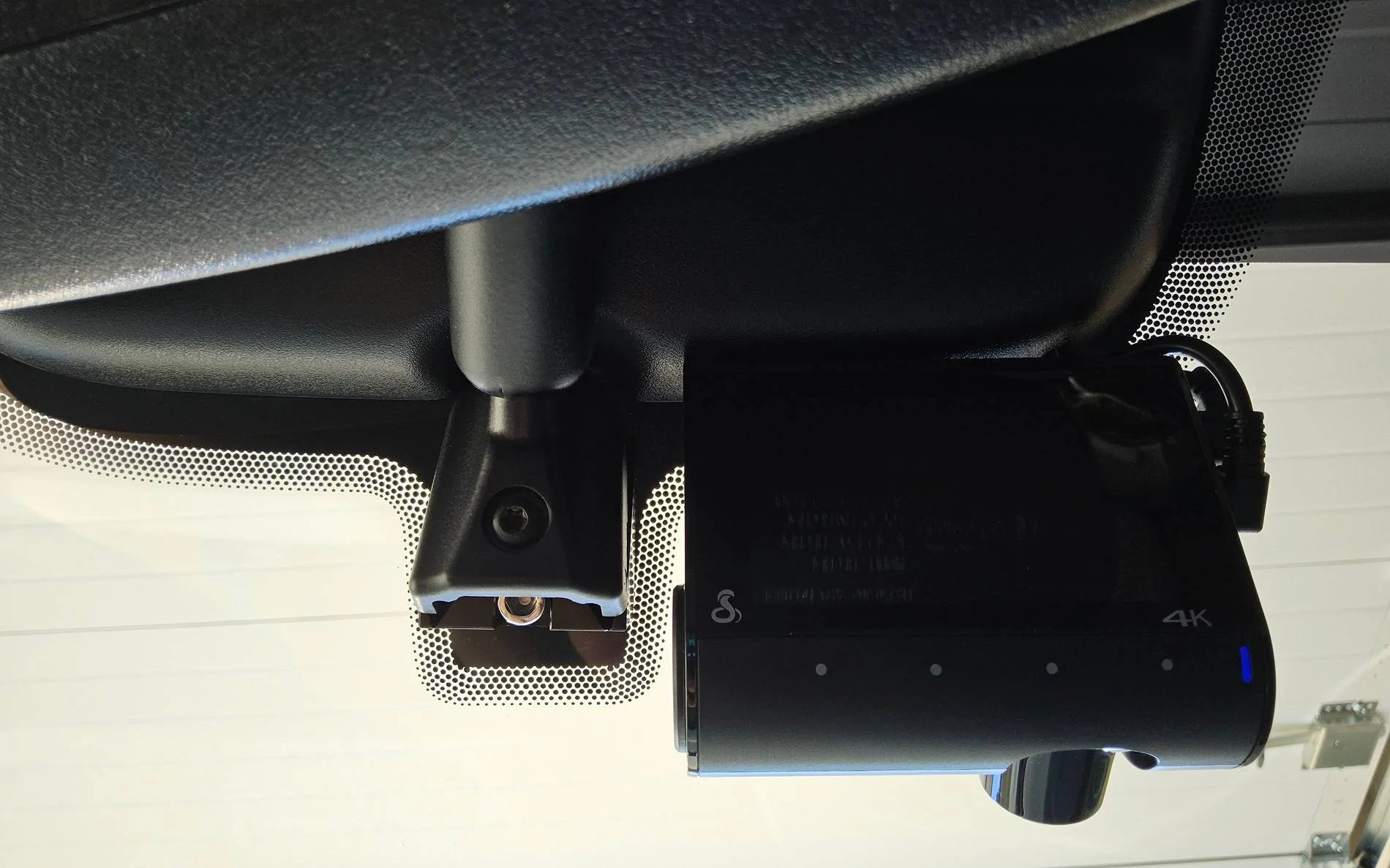 Ford Maverick Garage door  remote mount 17292886294175853749467790905446