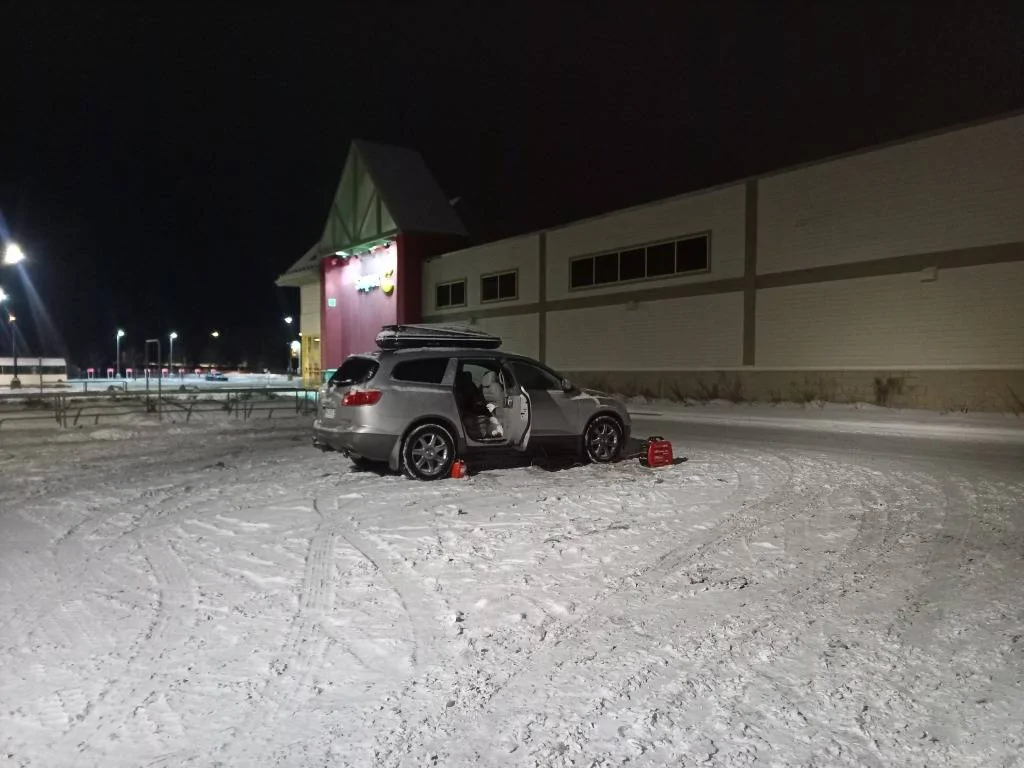 Ford Maverick DIY Maverick bed extender with bed cap for winter ski camping & sleeping.  I use it with a diesel heater in the  -25 celsius  winter. ysysning~59368~733