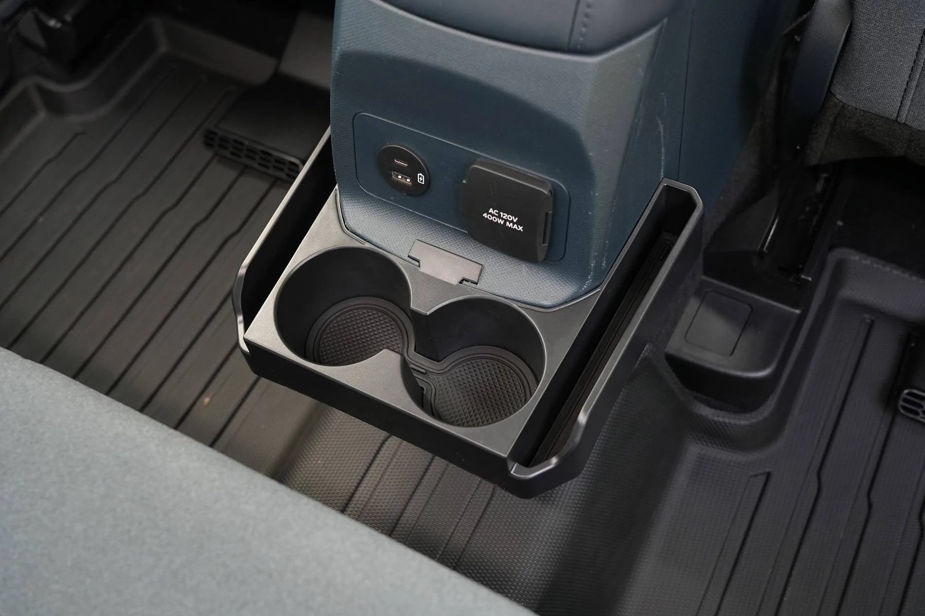 Ford Maverick Mabett Removable Rear Dual Cup Holder Available Now! DSC06441