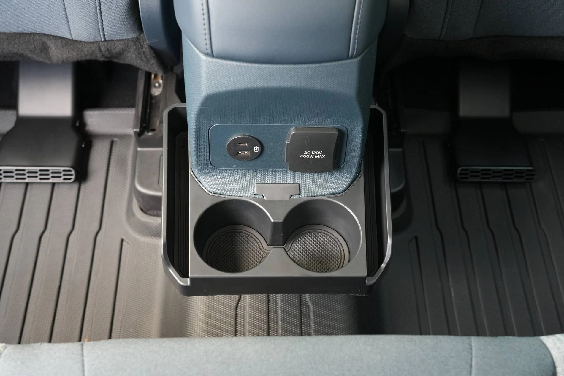 Ford Maverick Mabett Removable Rear Dual Cup Holder Available Now! DSC06339