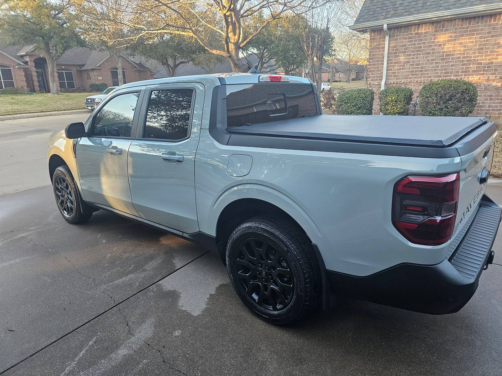 Ford Maverick 2024 Ford Maverick Lariat Hybrid $33500 Mav Bed Closed Left View