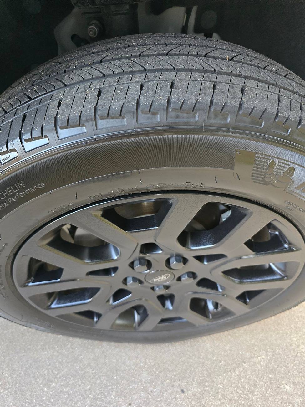 Ford Maverick 2024 Ford Maverick Lariat Hybrid $33500 Mav Tire