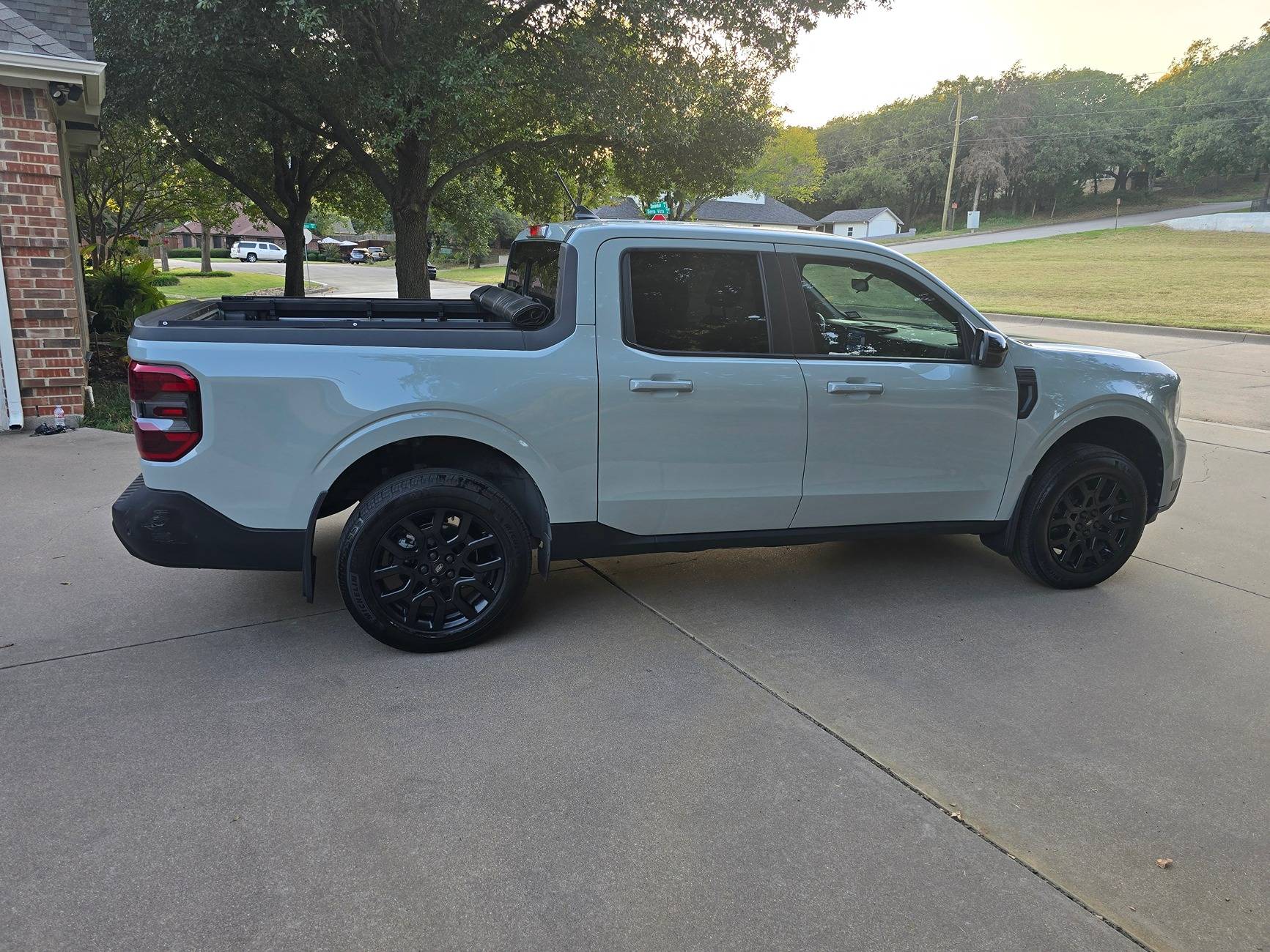 Ford Maverick 2024 Ford Maverick Lariat Hybrid $33500 Mav Side Right